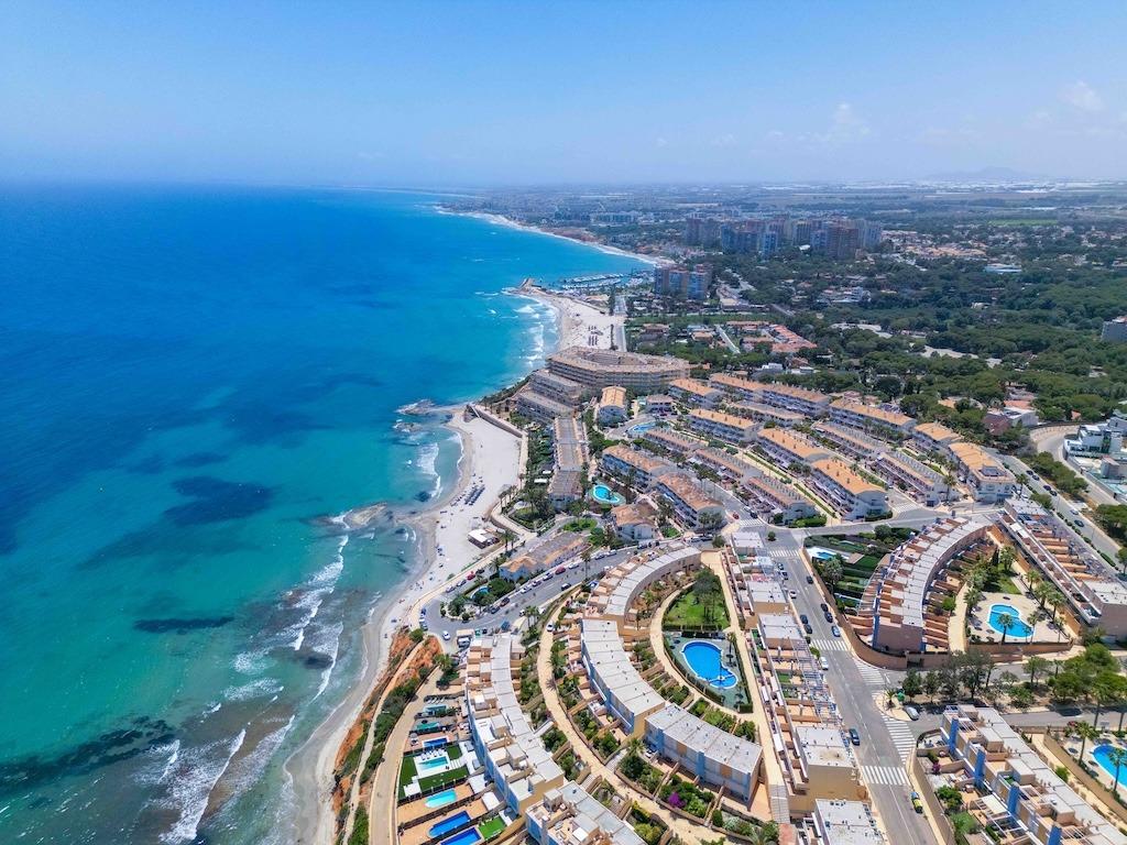 Сasa en Campoamor, Alicante, España 3 dormitorios, 177 m2 No. 177545