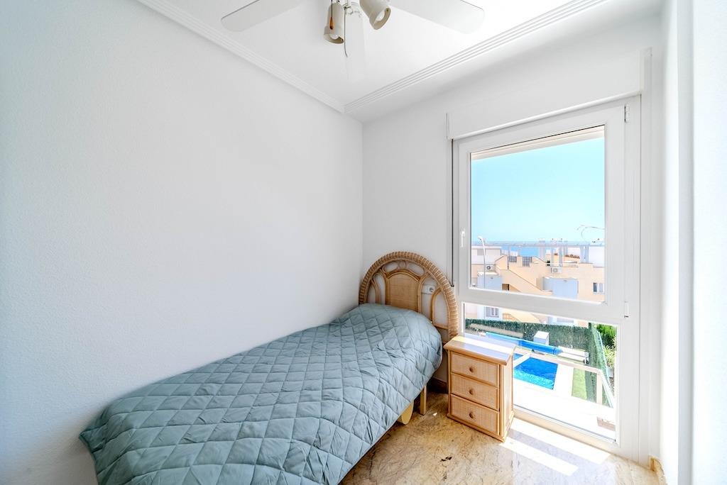 Сasa en Campoamor, Alicante, España 3 dormitorios, 177 m2 No. 177545