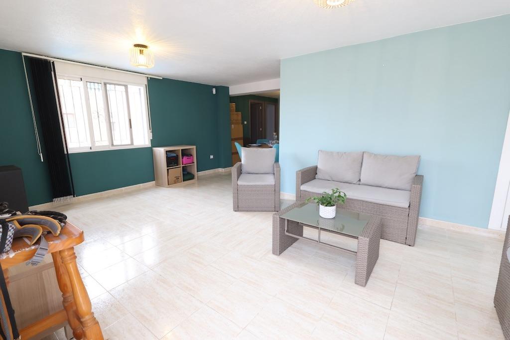 Huoneisto Campoamor, Alicante, Espanja 3 makuuhuonetta, 112 m2 No. 177543