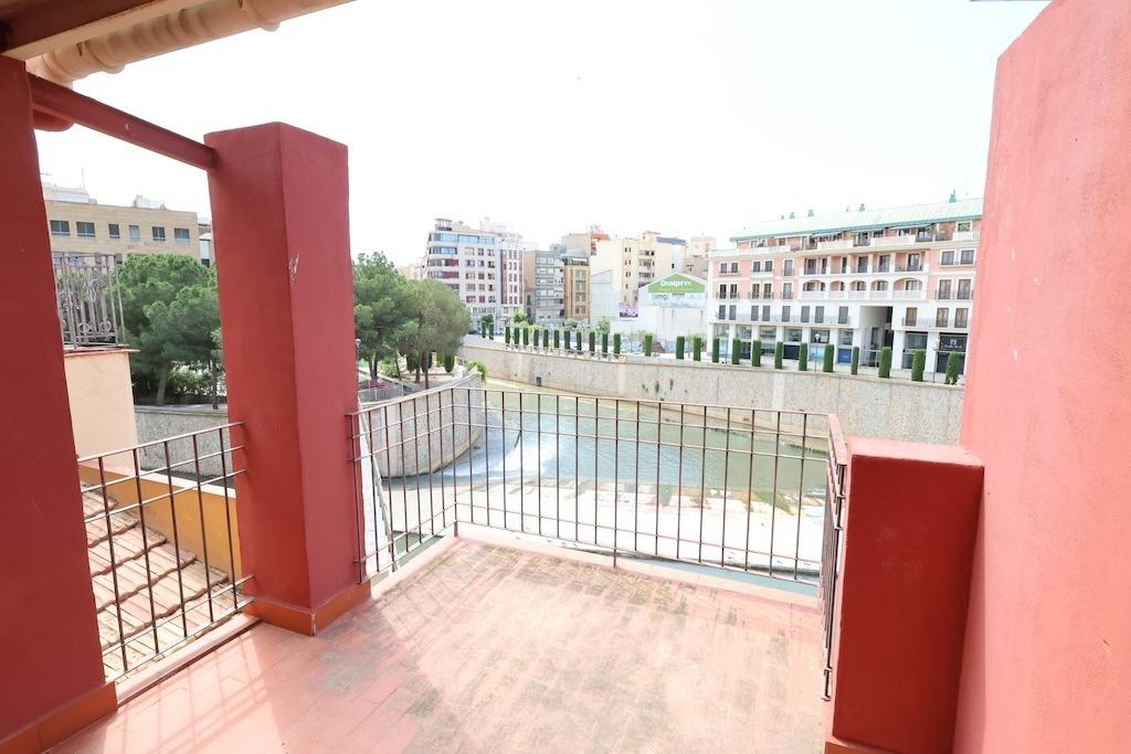Lokal usługowy w Orihuela, Alicante, Hiszpania 5 sypialni, 828 mkw. nr 177540