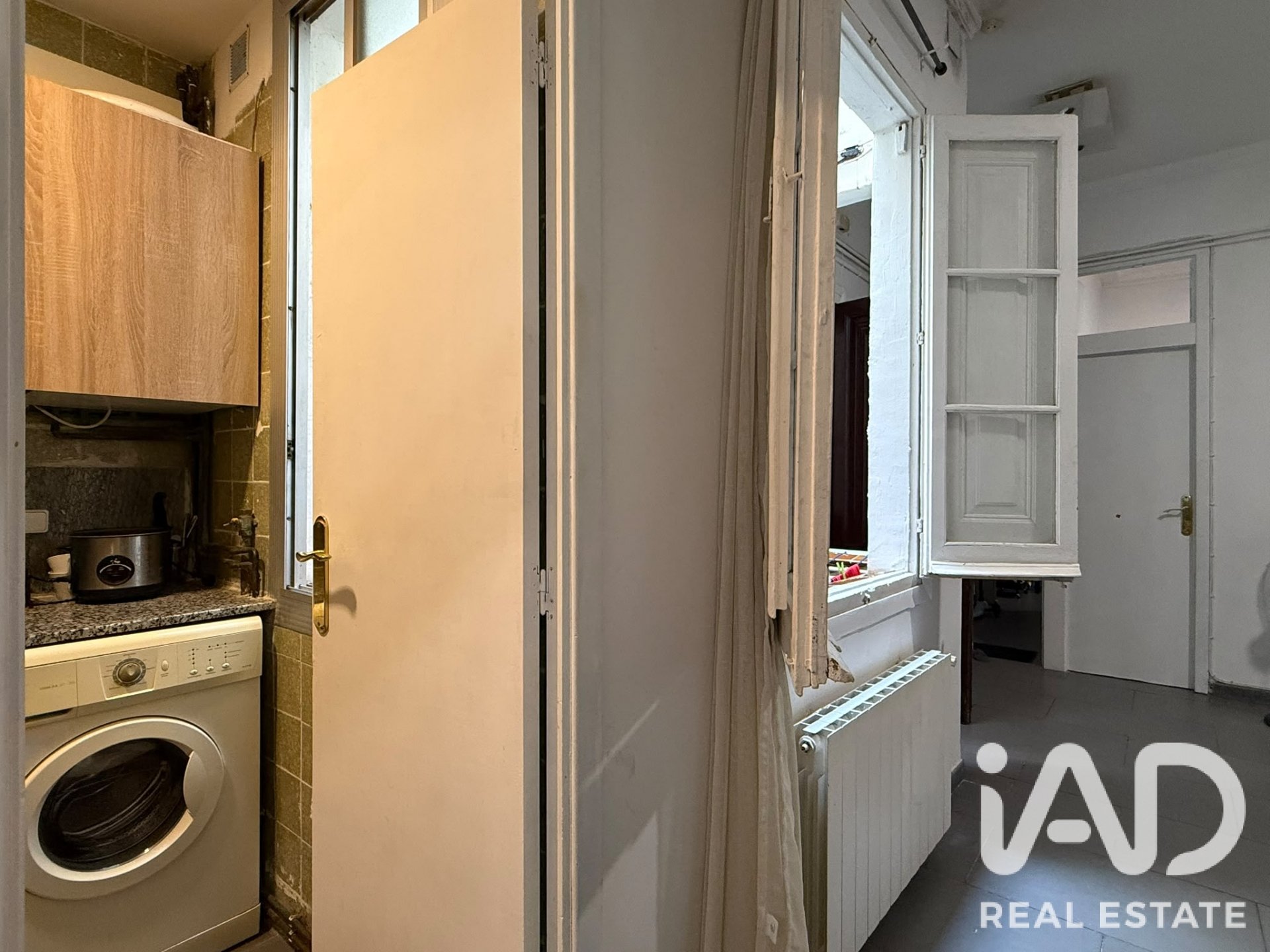 Huoneisto Barcelona, Espanja 3 makuuhuonetta, 72 m2 No. 195816