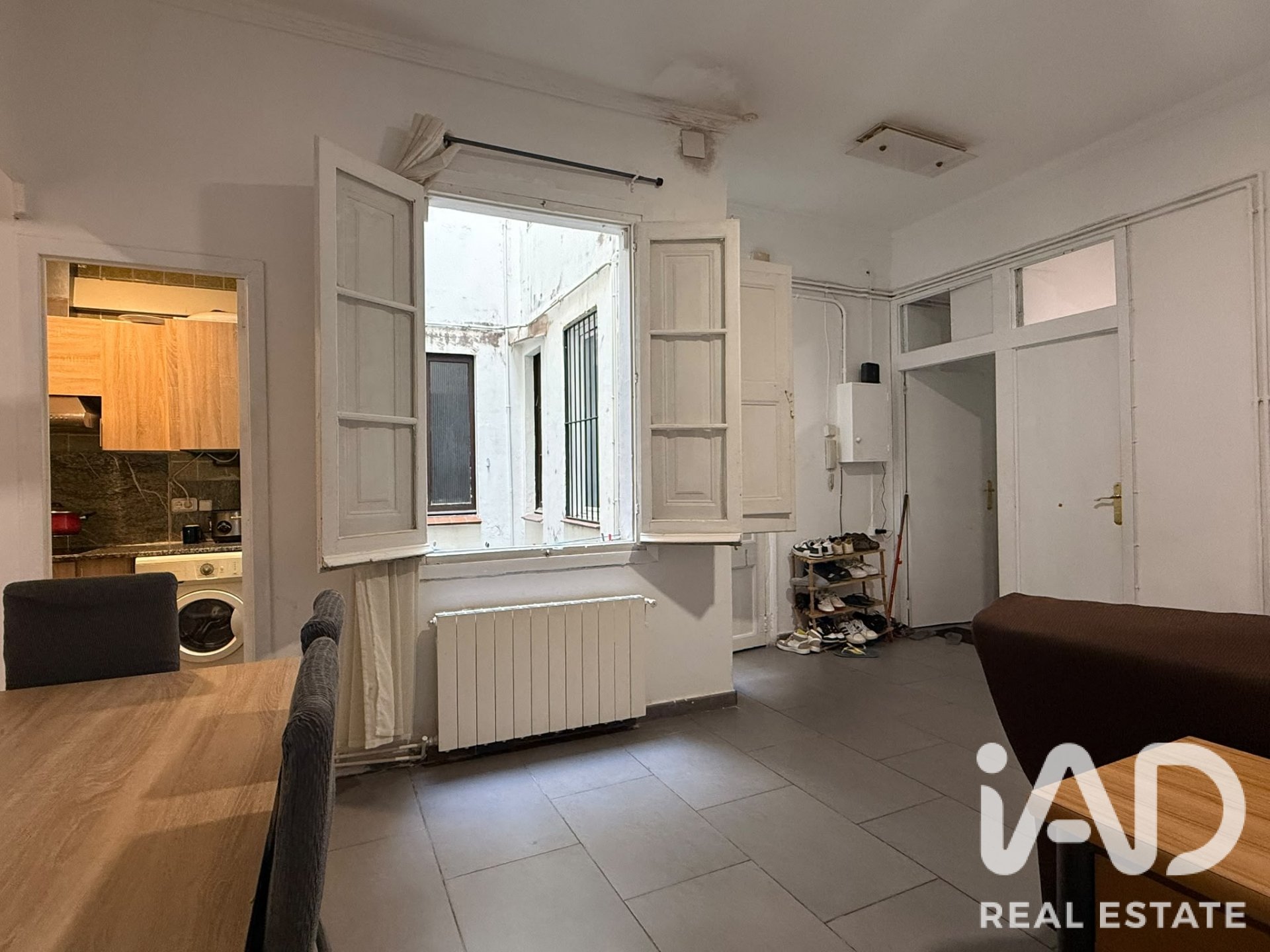 Huoneisto Barcelona, Espanja 3 makuuhuonetta, 72 m2 No. 195816