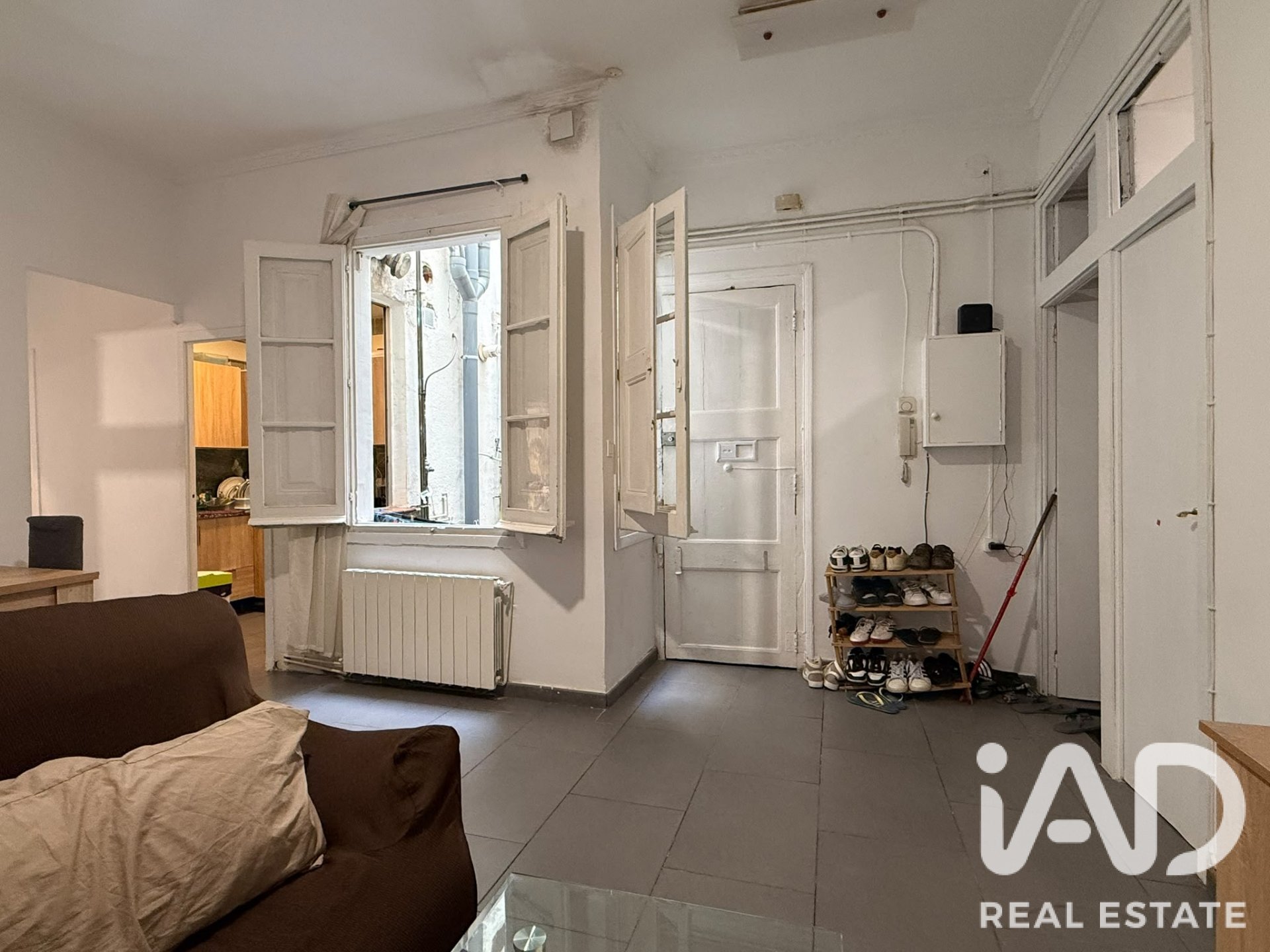 Huoneisto Barcelona, Espanja 3 makuuhuonetta, 72 m2 No. 195816
