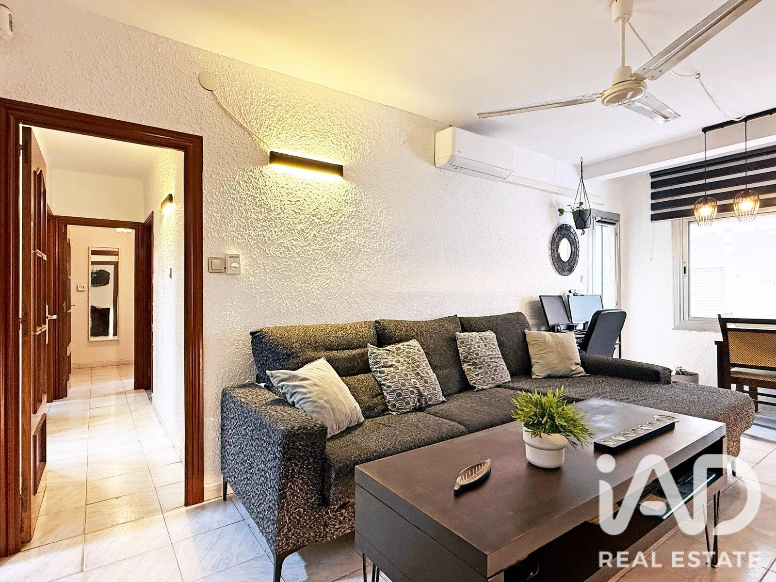 Apartamento en Mollet del Vallès, Barcelona, España 4 dormitorios, 71.79 m2 No. 195817