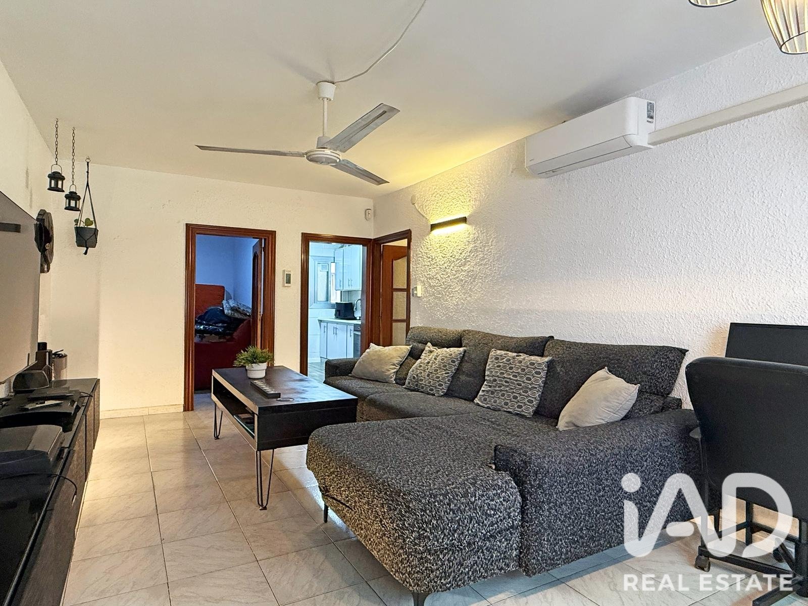 Apartamento en Mollet del Vallès, Barcelona, España 4 dormitorios, 71.79 m2 No. 195817