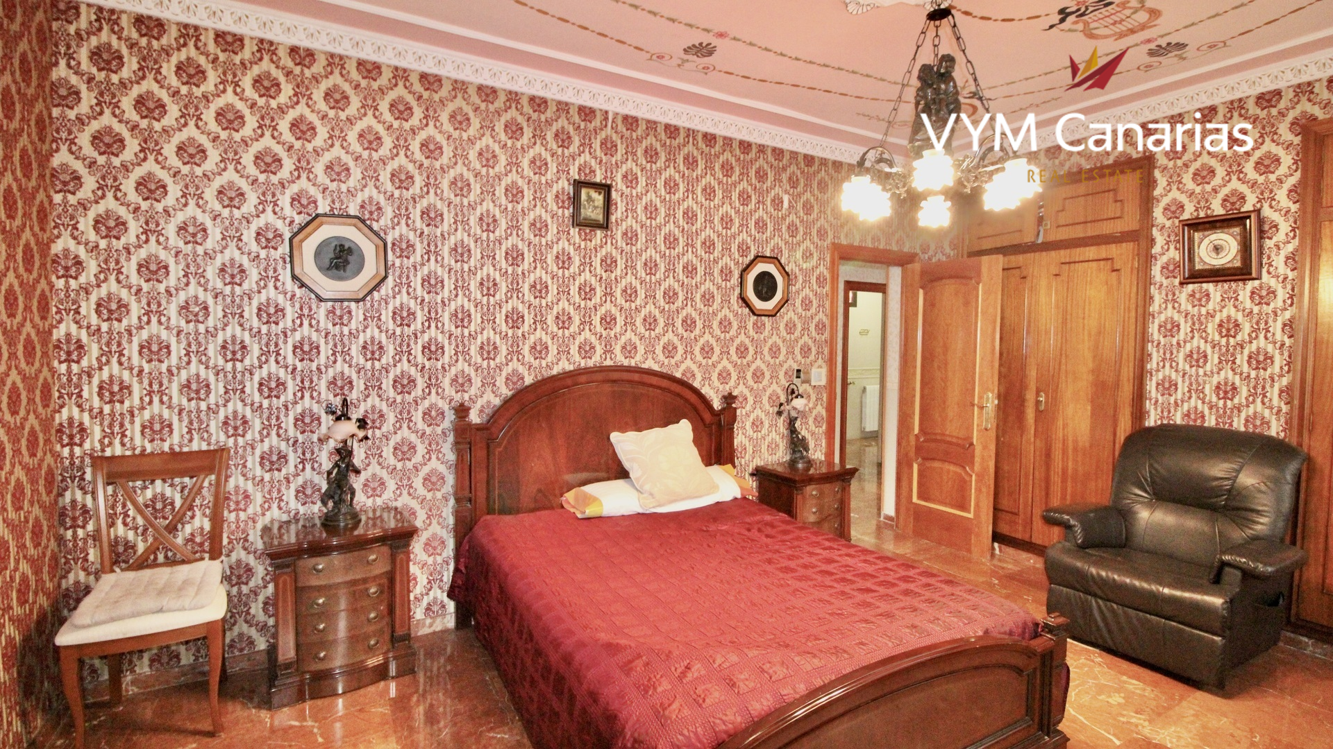 Villa in La Nucia, Alicante, Spain 5 bedrooms, 350 sq.m. No. 191675