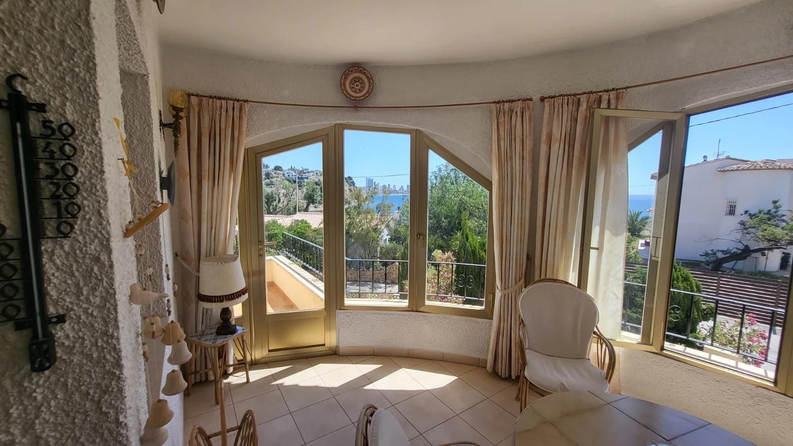 Villa à Calpe, Alicante, Espagne 6 chambres, 229 m2 No. 181160
