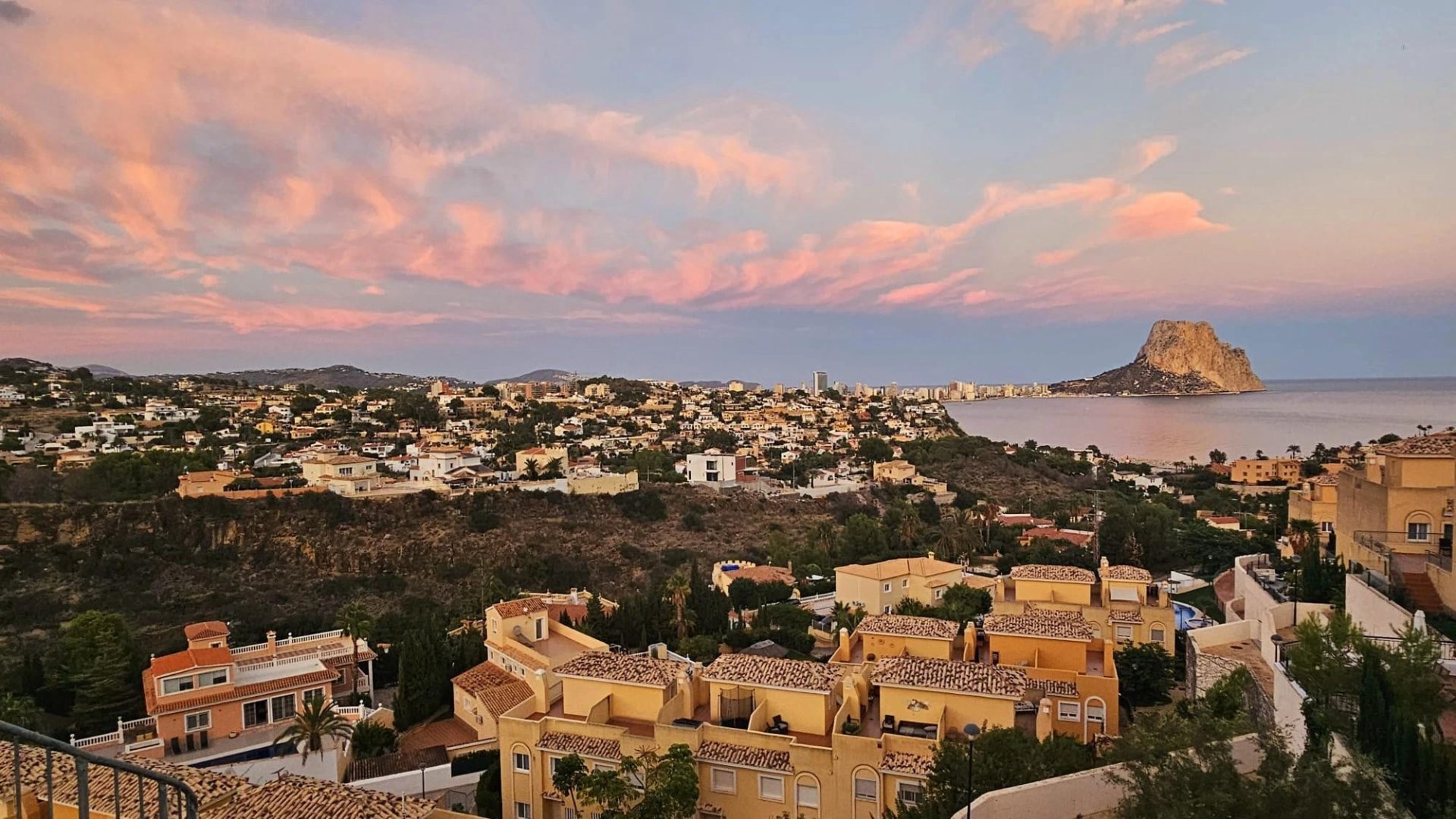 Villa in Calpe, Alicante, Spain 3 bedrooms,  No. 181158