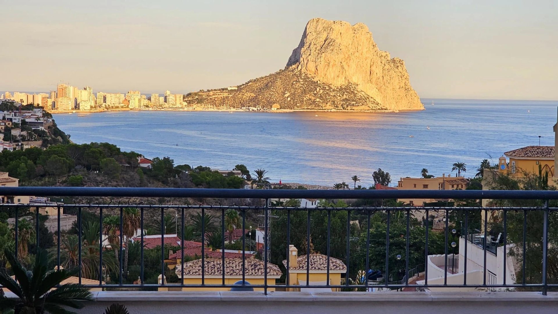 Villa in Calpe, Alicante, Spain 3 bedrooms,  No. 181158