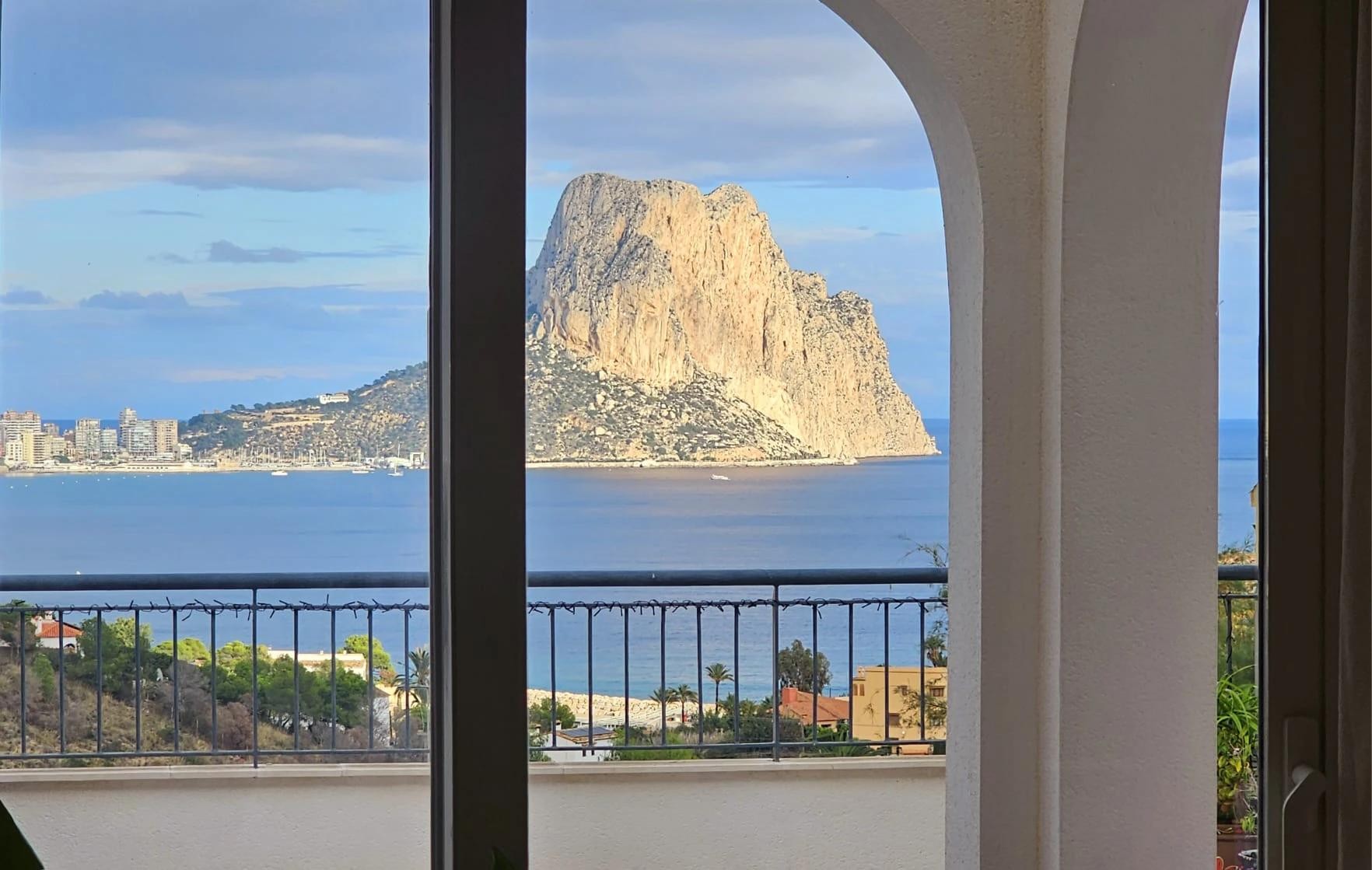 Villa in Calpe, Alicante, Spain 3 bedrooms,  No. 181158