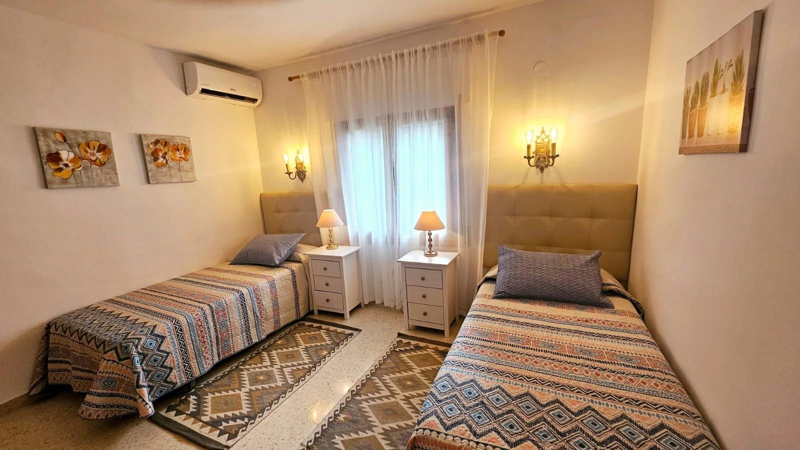 Villa i Calpe, Alicante, Spanien 3 sovrum, 163 kvm. Nr. 181159