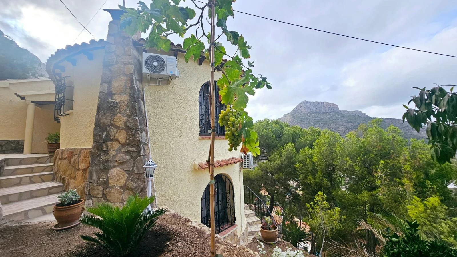 Villa i Calpe, Alicante, Spanien 3 sovrum, 163 kvm. Nr. 181159