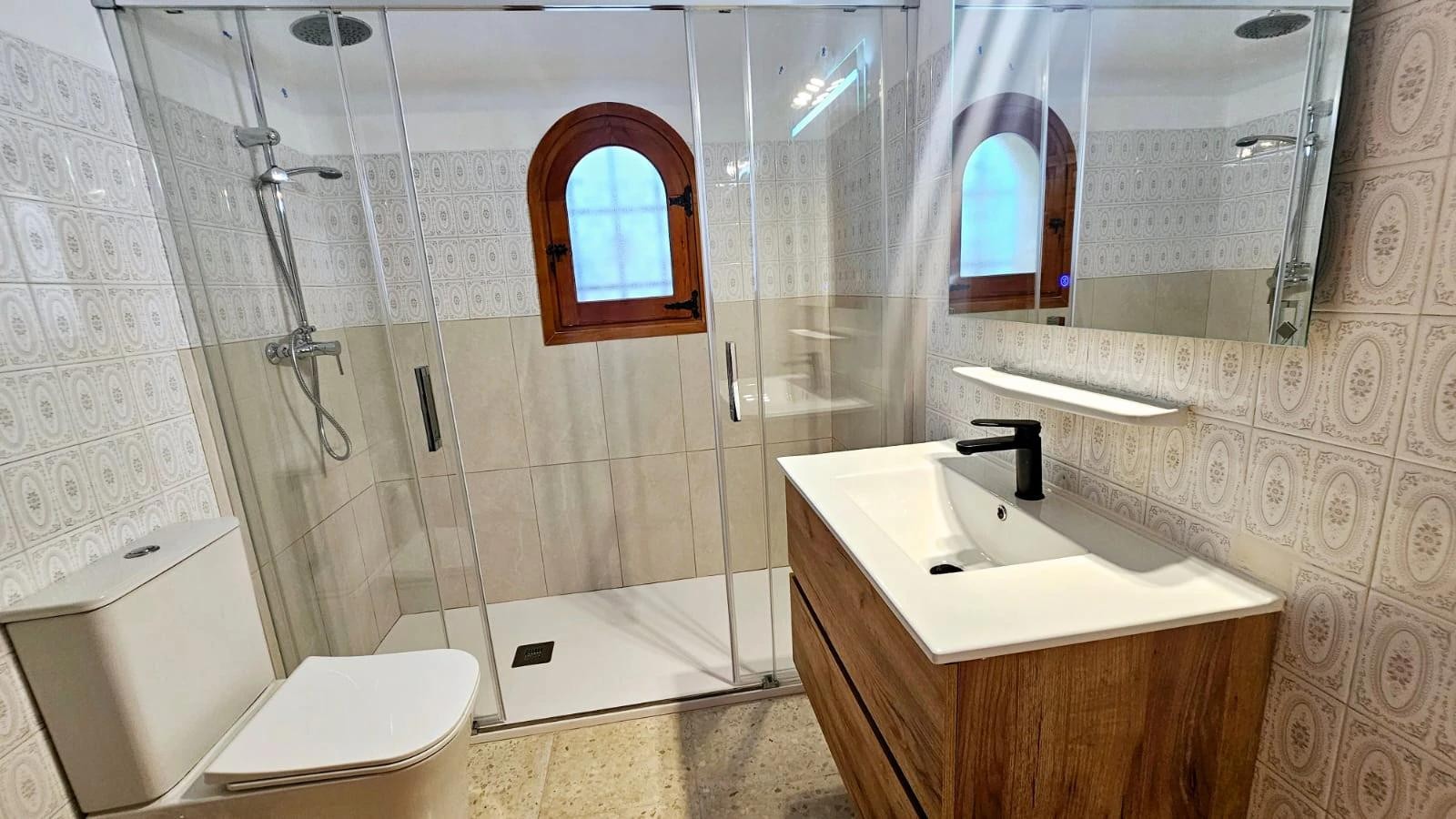 Villa i Calpe, Alicante, Spanien 3 sovrum, 163 kvm. Nr. 181159