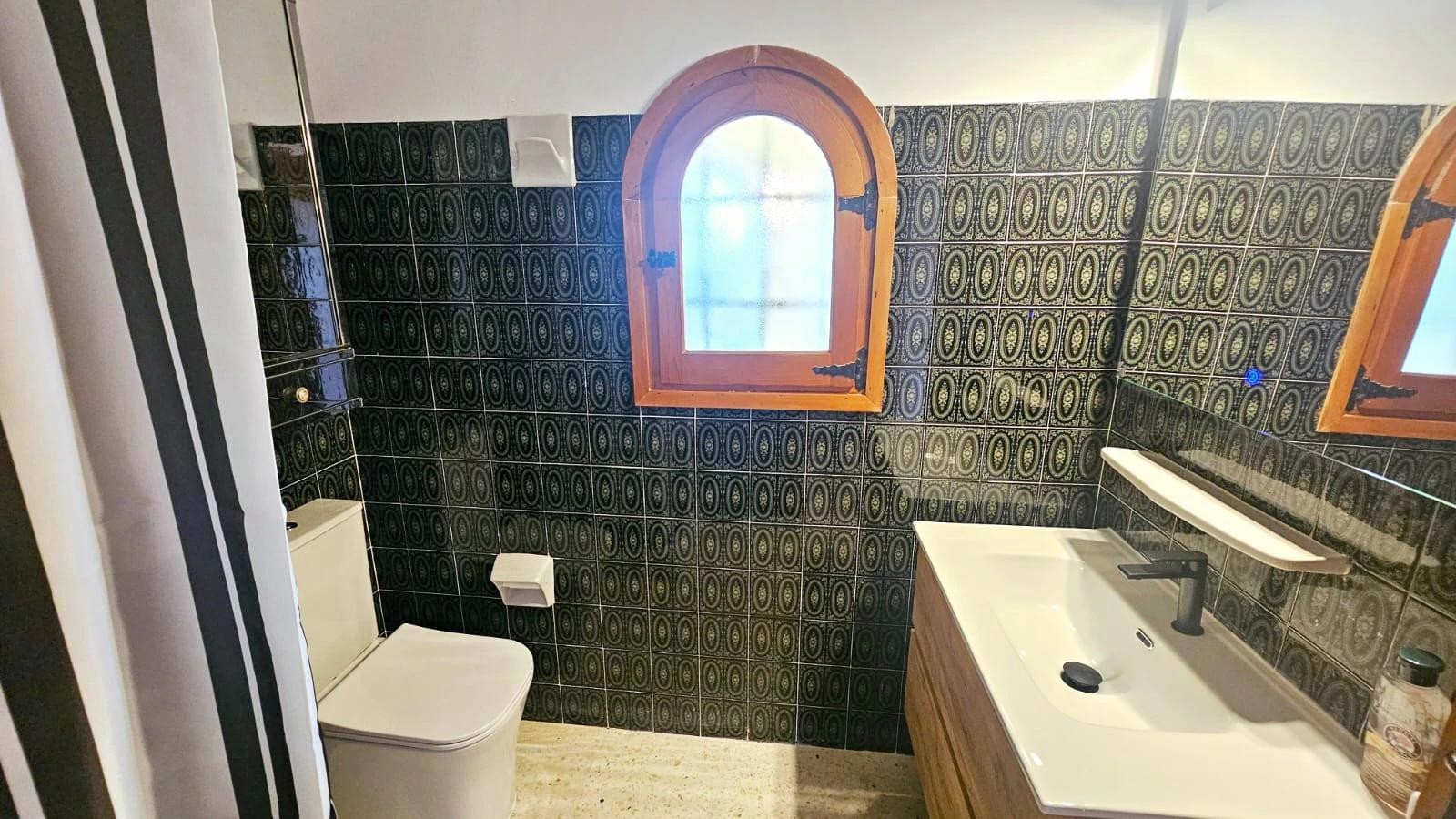 Villa i Calpe, Alicante, Spanien 3 sovrum, 163 kvm. Nr. 181159