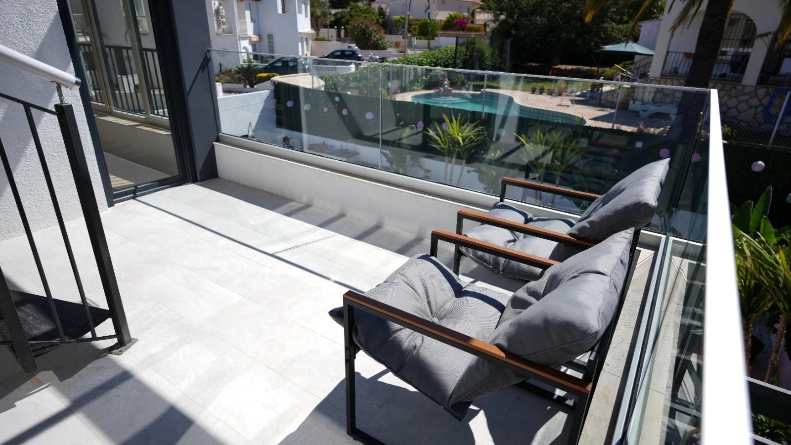 Villa i La Nucia, Alicante, Spanien 3 sovrum, 105 kvm. Nr. 181157