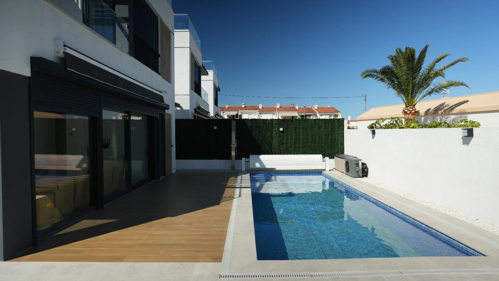 Villa i La Nucia, Alicante, Spanien 3 sovrum, 105 kvm. Nr. 181157