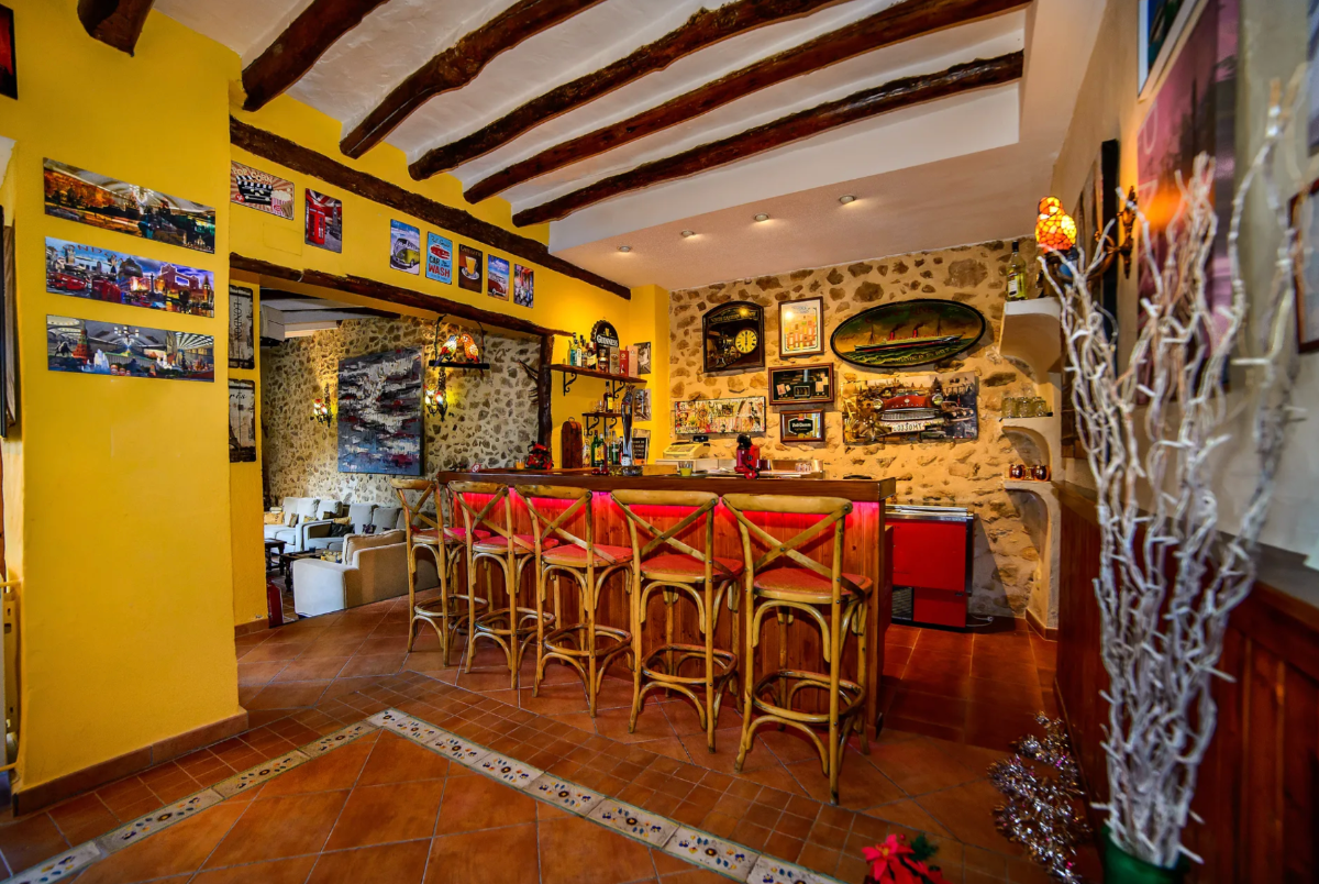 Lokal usługowy w Cocentaina, Alicante, Hiszpania 20 sypialni, 2200 mkw. nr 149183
