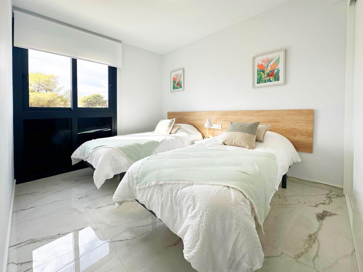Apartment in Torrevieja, Alicante, Spain 2 bedrooms, 86 sq.m. No. 149180