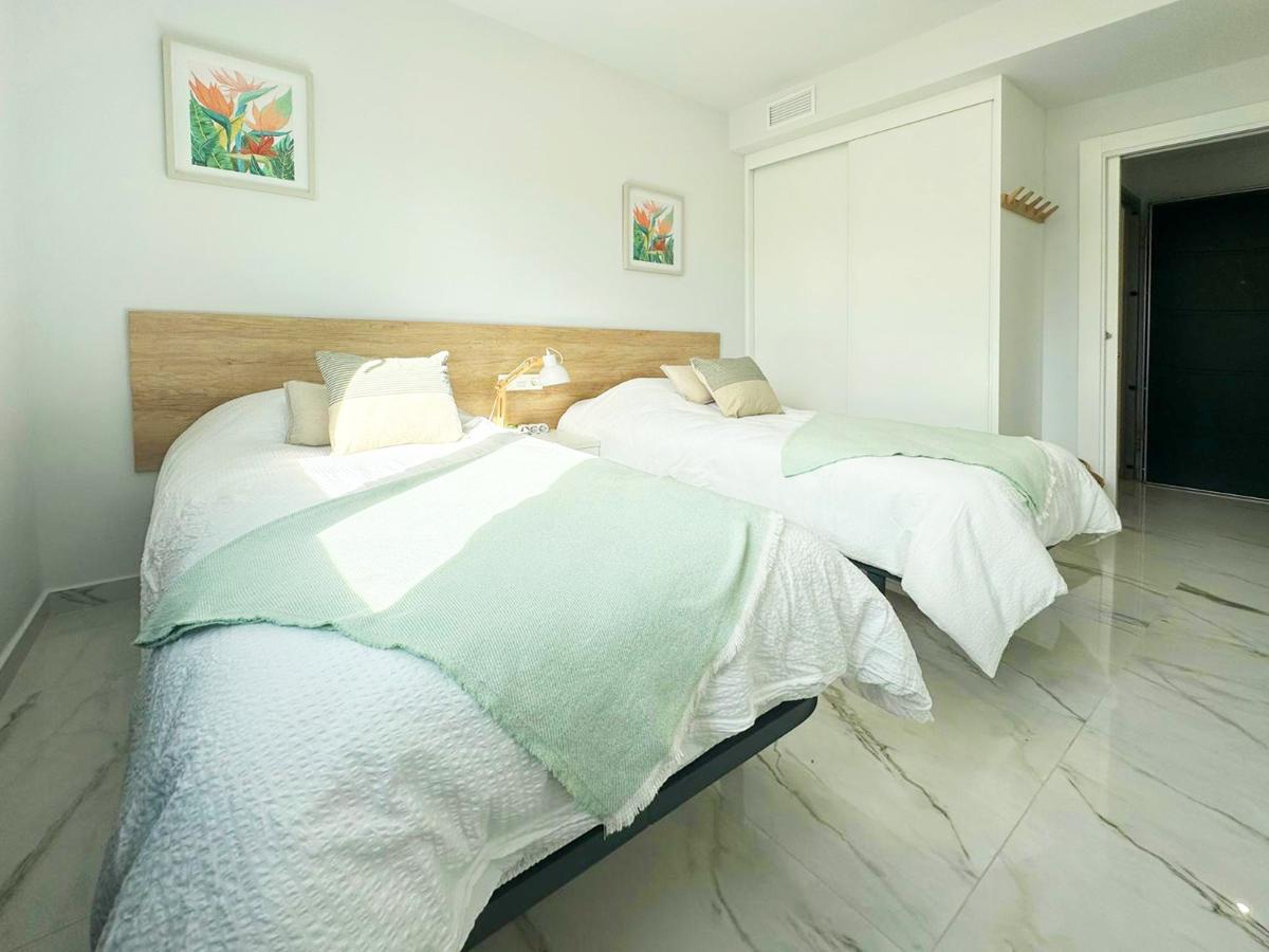 Apartment in Torrevieja, Alicante, Spain 2 bedrooms, 86 sq.m. No. 149180