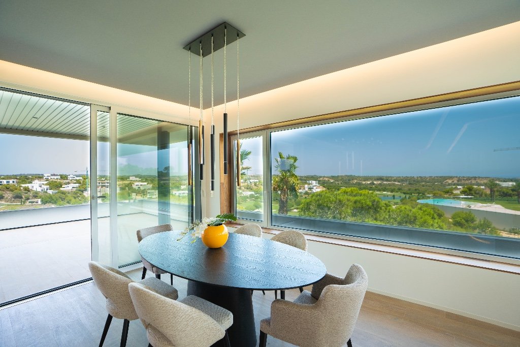 Apartment in Alicante, Spain 3 bedrooms, 139 sq.m. No. 149186