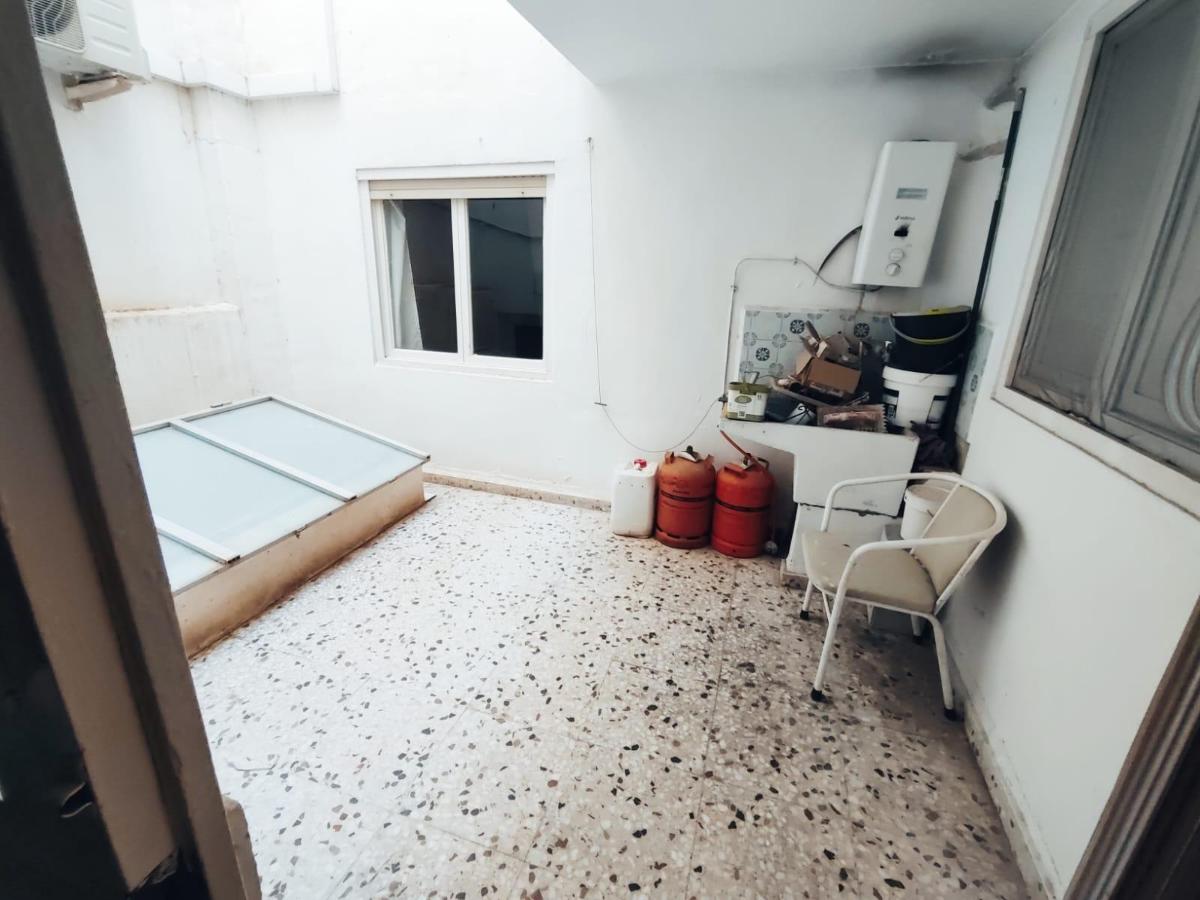 Hotel in Guardamar del Segura, Alicante, Spain 14 bedrooms, 395 sq.m. No. 149181