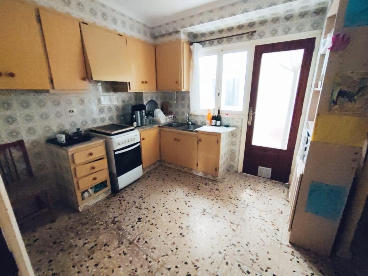 Hotel in Guardamar del Segura, Alicante, Spain 14 bedrooms, 395 sq.m. No. 149181