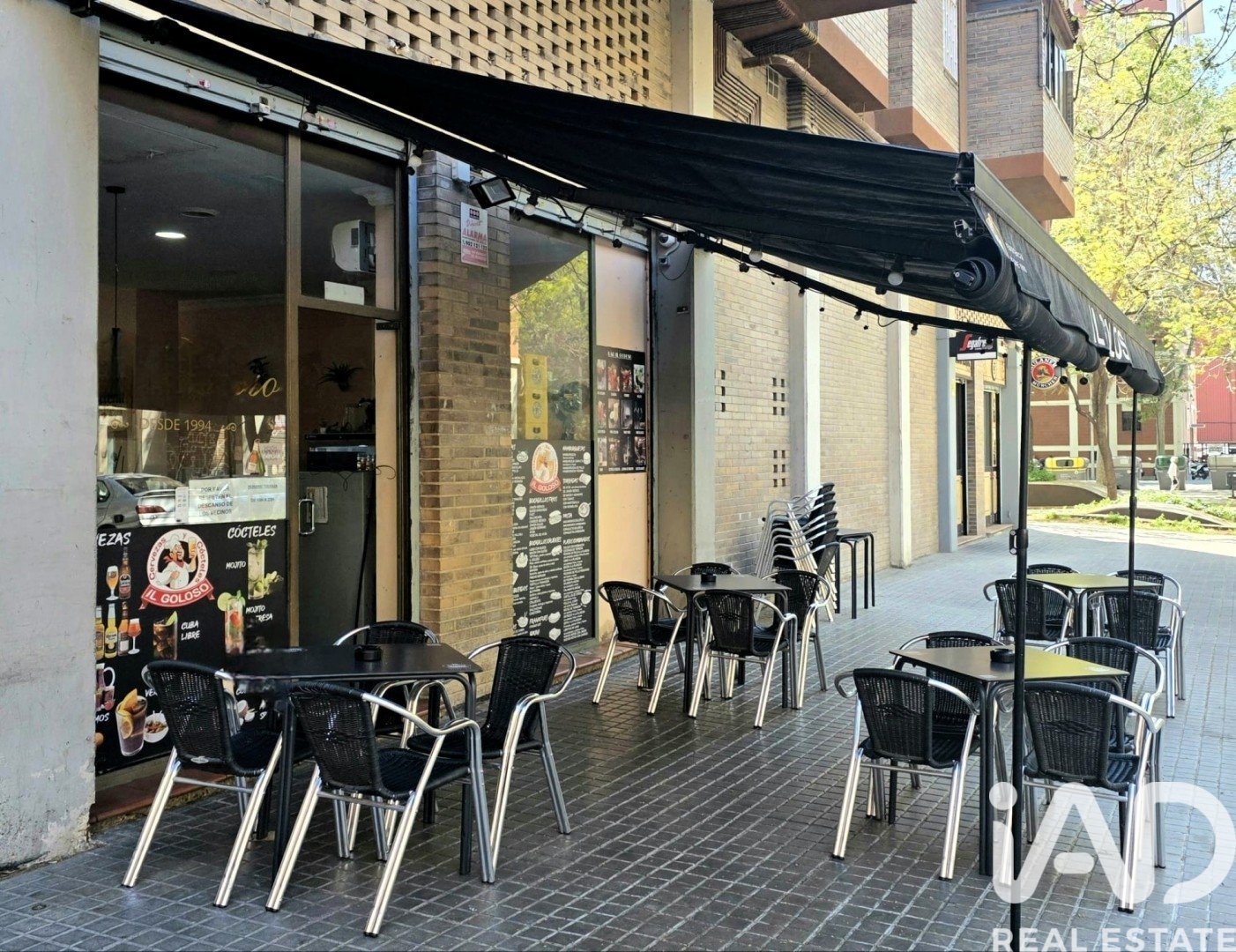 Commercial property in Barcelona, Spain 67 sq.m. No. 173401