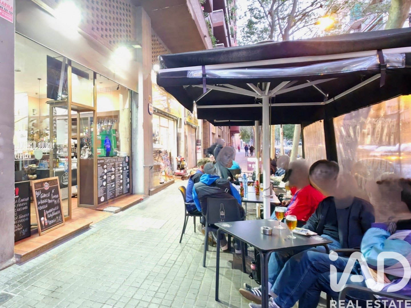 Commercial property in Barcelona, Spain 67 sq.m. No. 173401