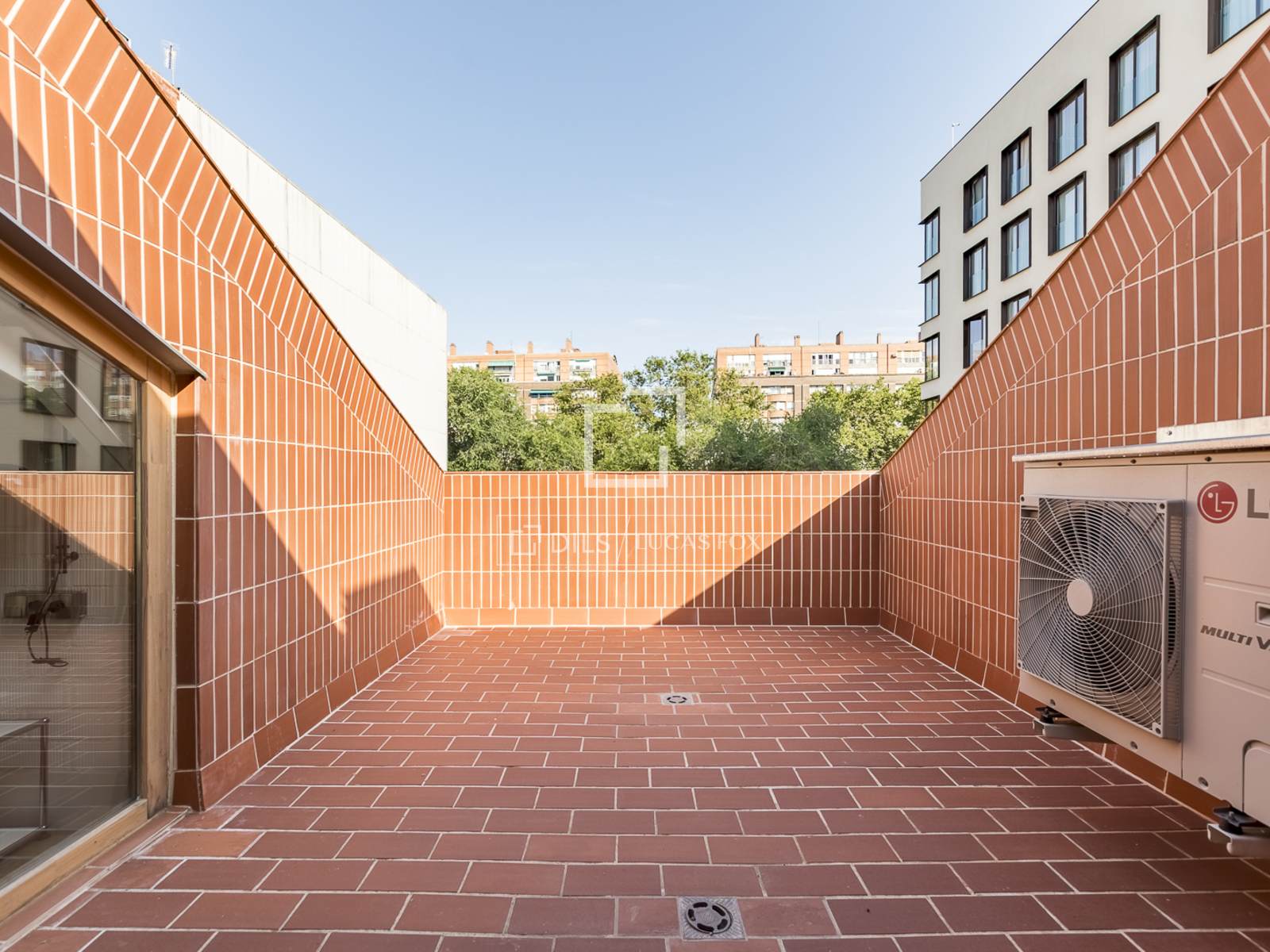 Wohnung in Barcelona, Spanien 2 Schlafzimmer, 164 m2 Nr. 150882