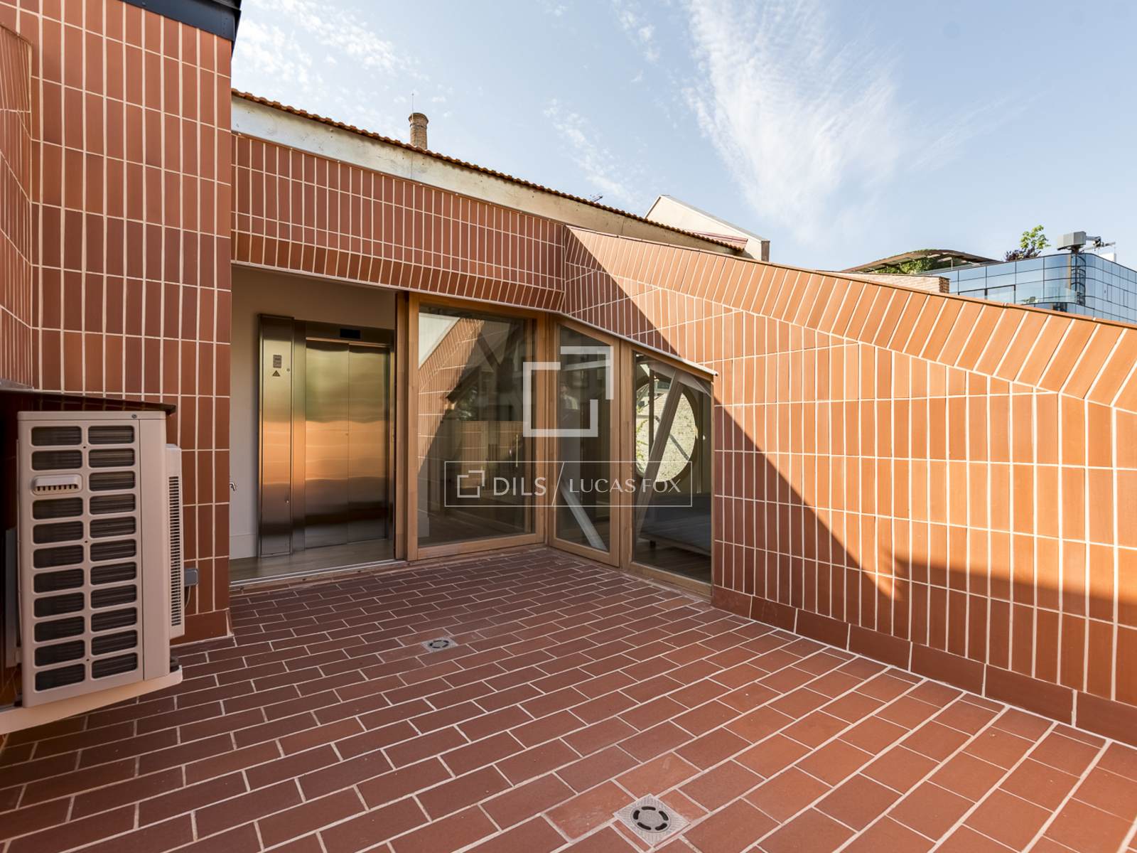 Wohnung in Barcelona, Spanien 2 Schlafzimmer, 164 m2 Nr. 150882