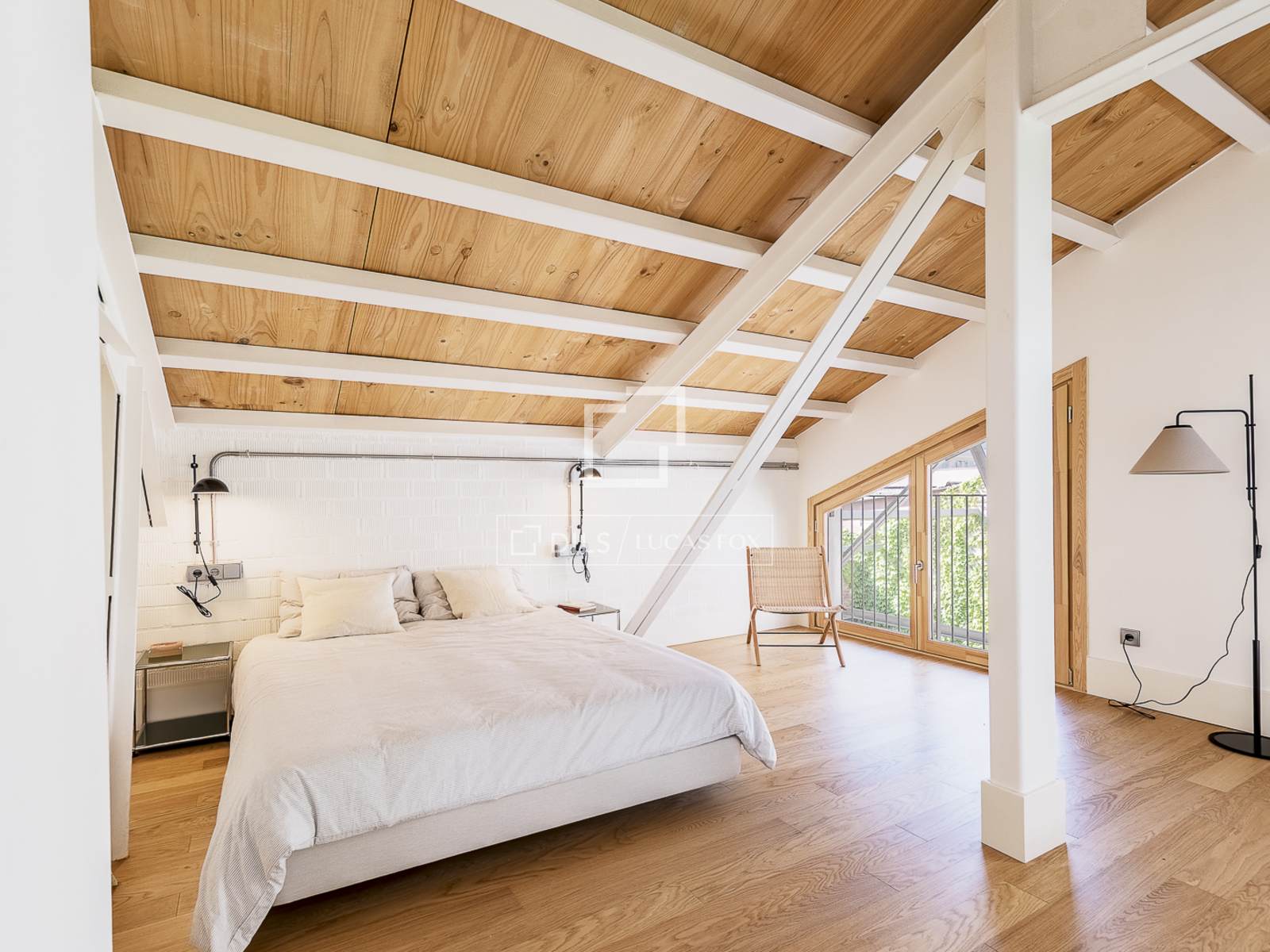 Wohnung in Barcelona, Spanien 2 Schlafzimmer, 164 m2 Nr. 150882