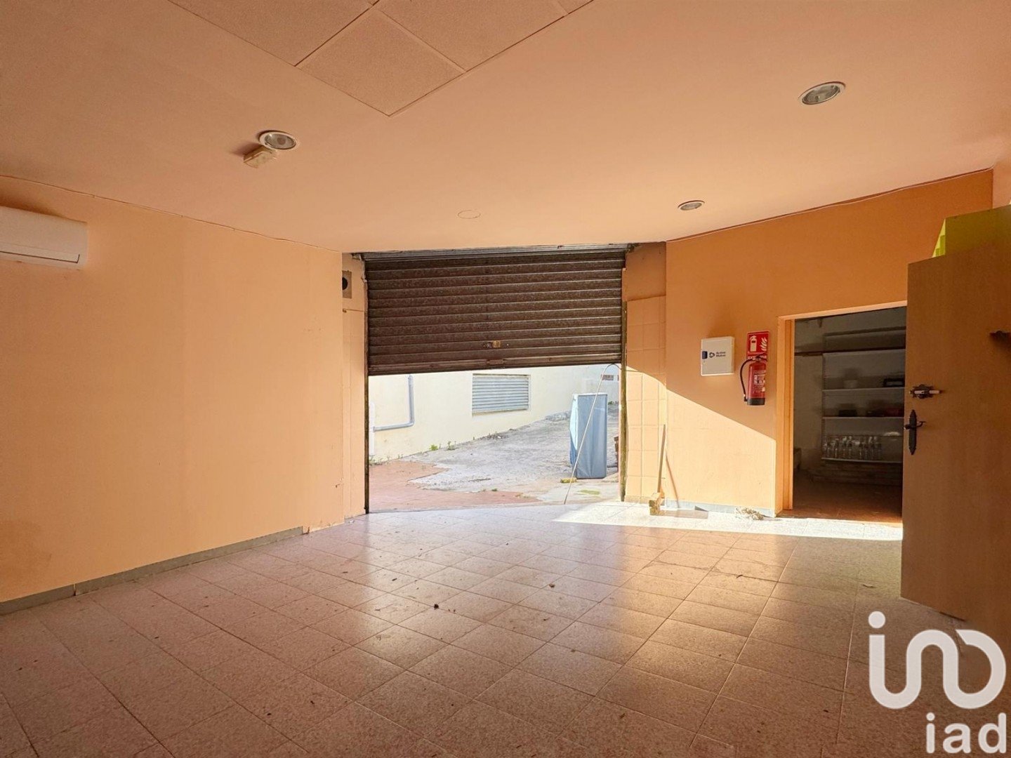 Kommersiell fastighet i Torredembarra, Tarragona, Spanien 222 kvm. Nr. 153686