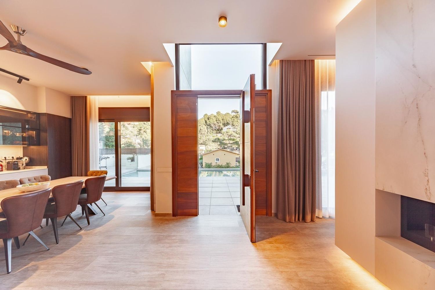 Hus i Castelldefels, Barcelona, Spanien 5 sovrum, 572 kvm. Nr. 160970