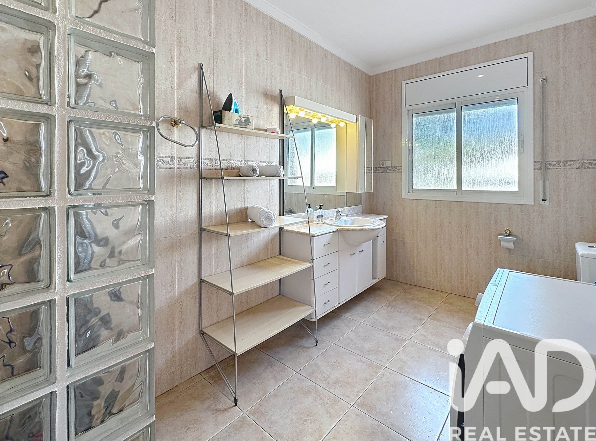 Сasa en El Vendrell, Tarragona, España 5 dormitorios, 301 m2 No. 152309