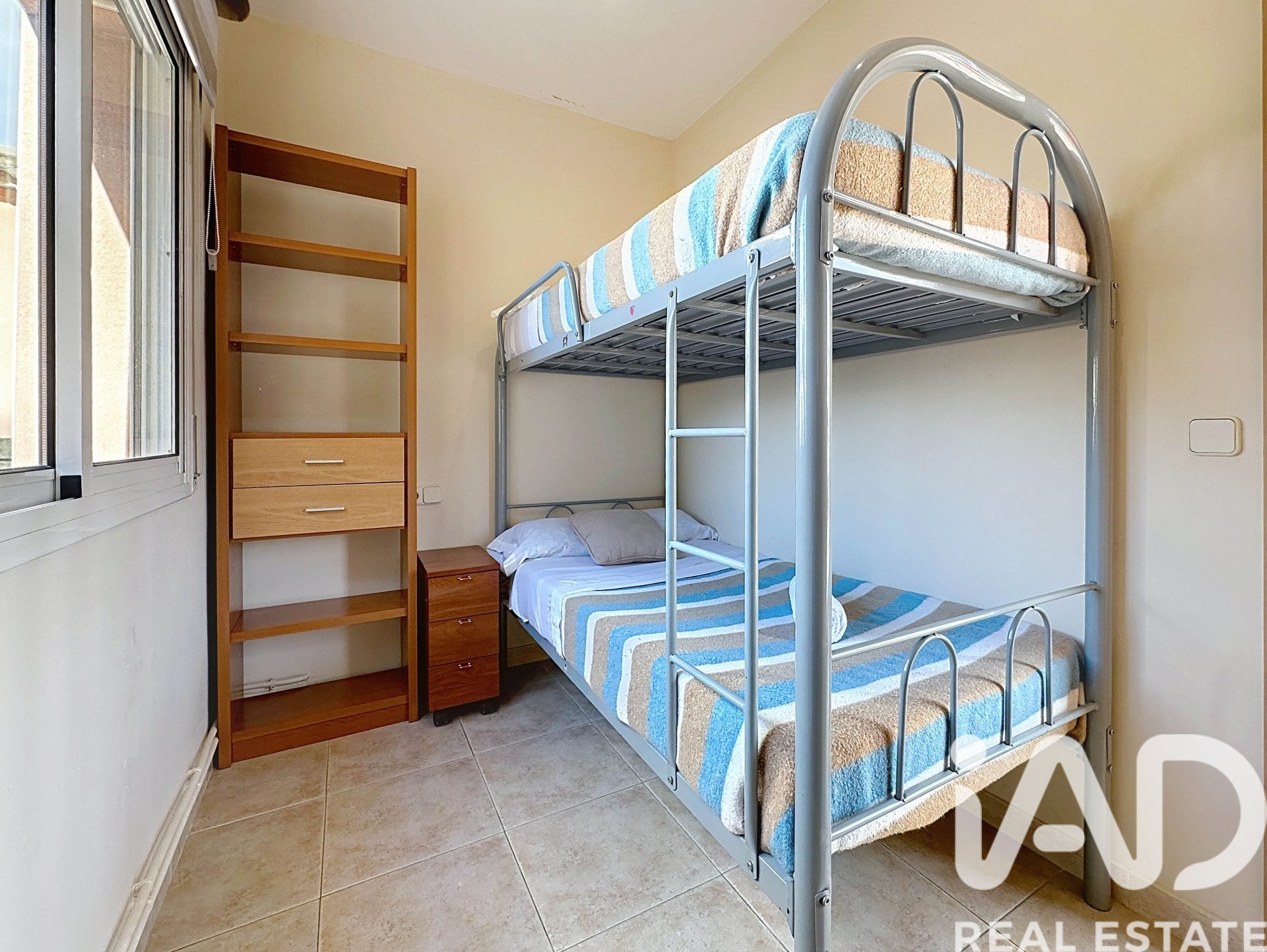 Сasa en El Vendrell, Tarragona, España 5 dormitorios, 301 m2 No. 152309