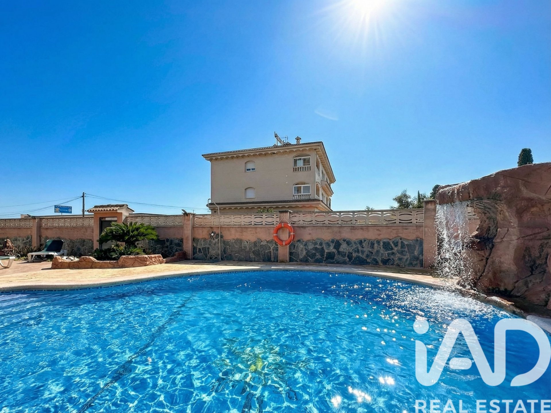 Сasa en El Vendrell, Tarragona, España 5 dormitorios, 301 m2 No. 152309