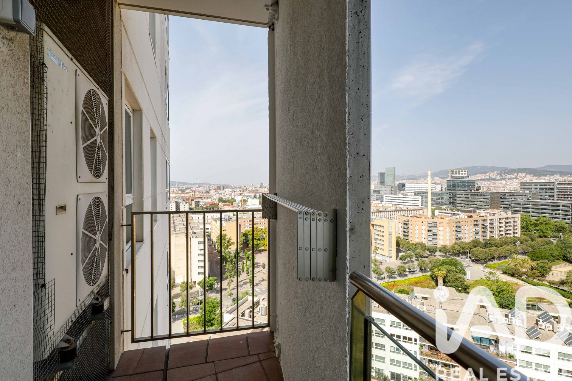 Lägenhet i Barcelona, Spanien 3 sovrum, 144 kvm. Nr. 152286