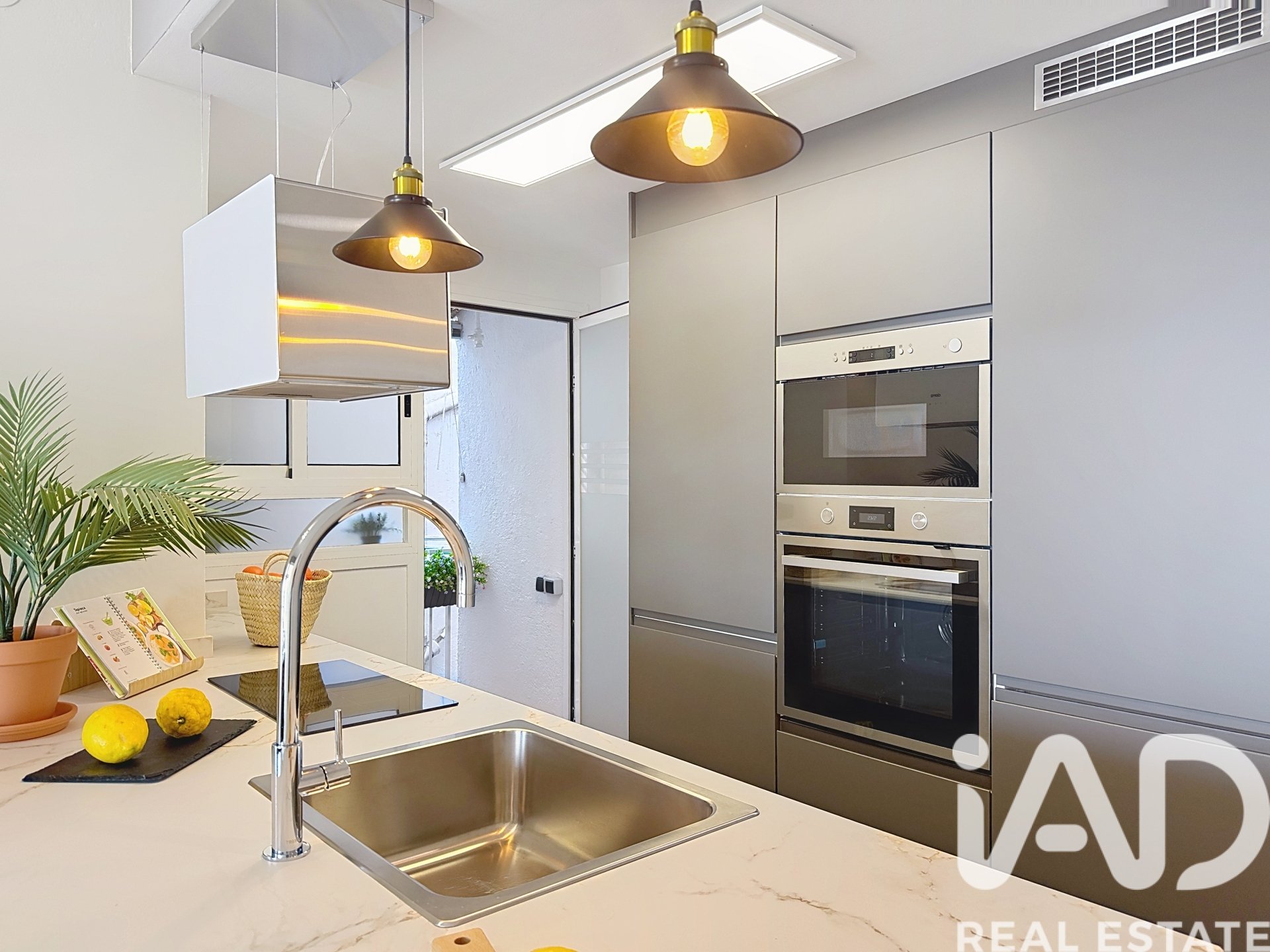 Wohnung in Vilanova i la Geltru, Barcelona, Spanien 2 Schlafzimmer, 75 m2 Nr. 152291