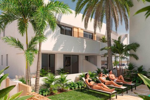 Apartamento en Pilar de la Horadada, Alicante, España 3 dormitorios, 84 m2 No. 192977