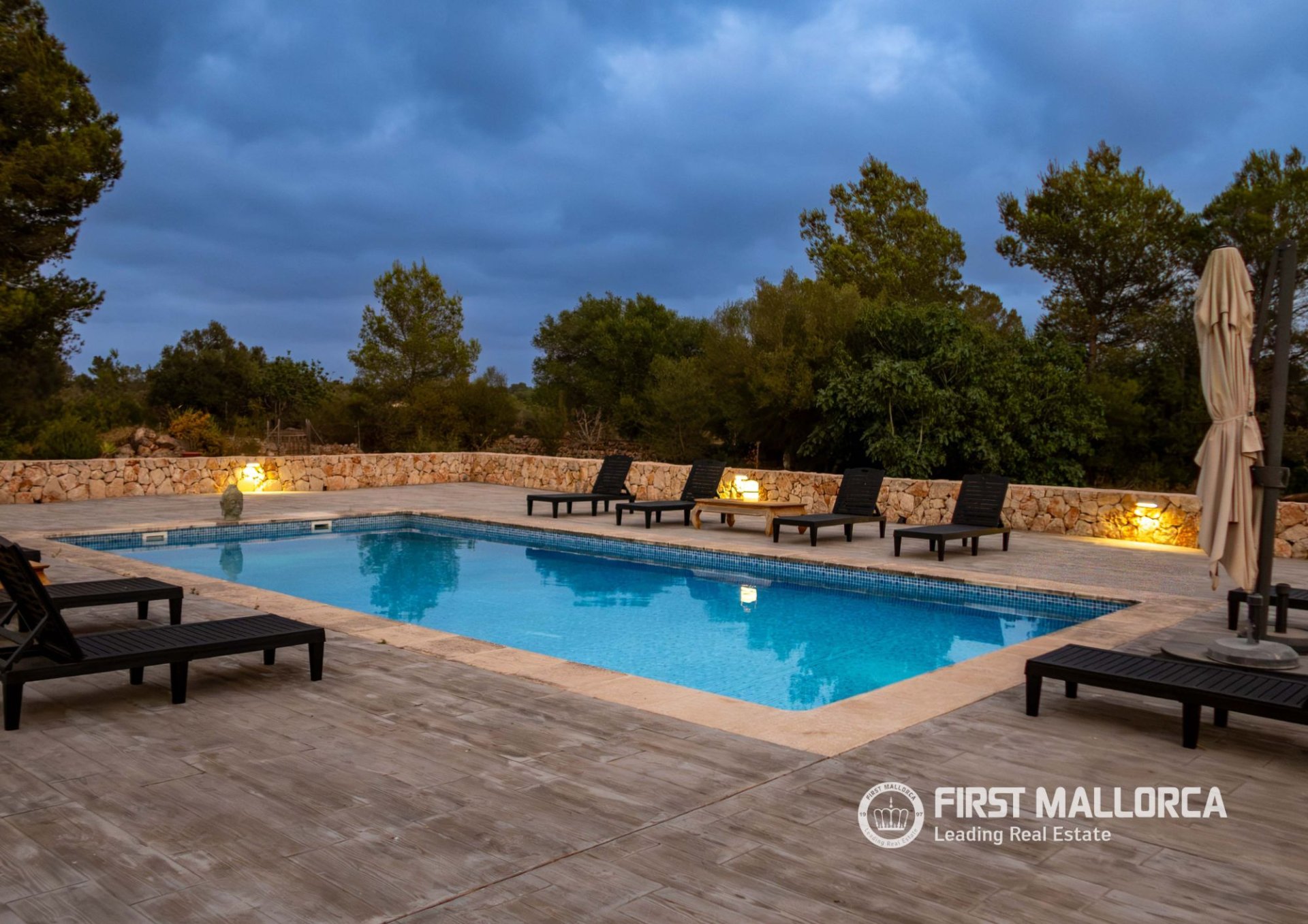 Finka w Algaida, Mallorca, Hiszpania 6 sypialni, 388 mkw. nr 186963
