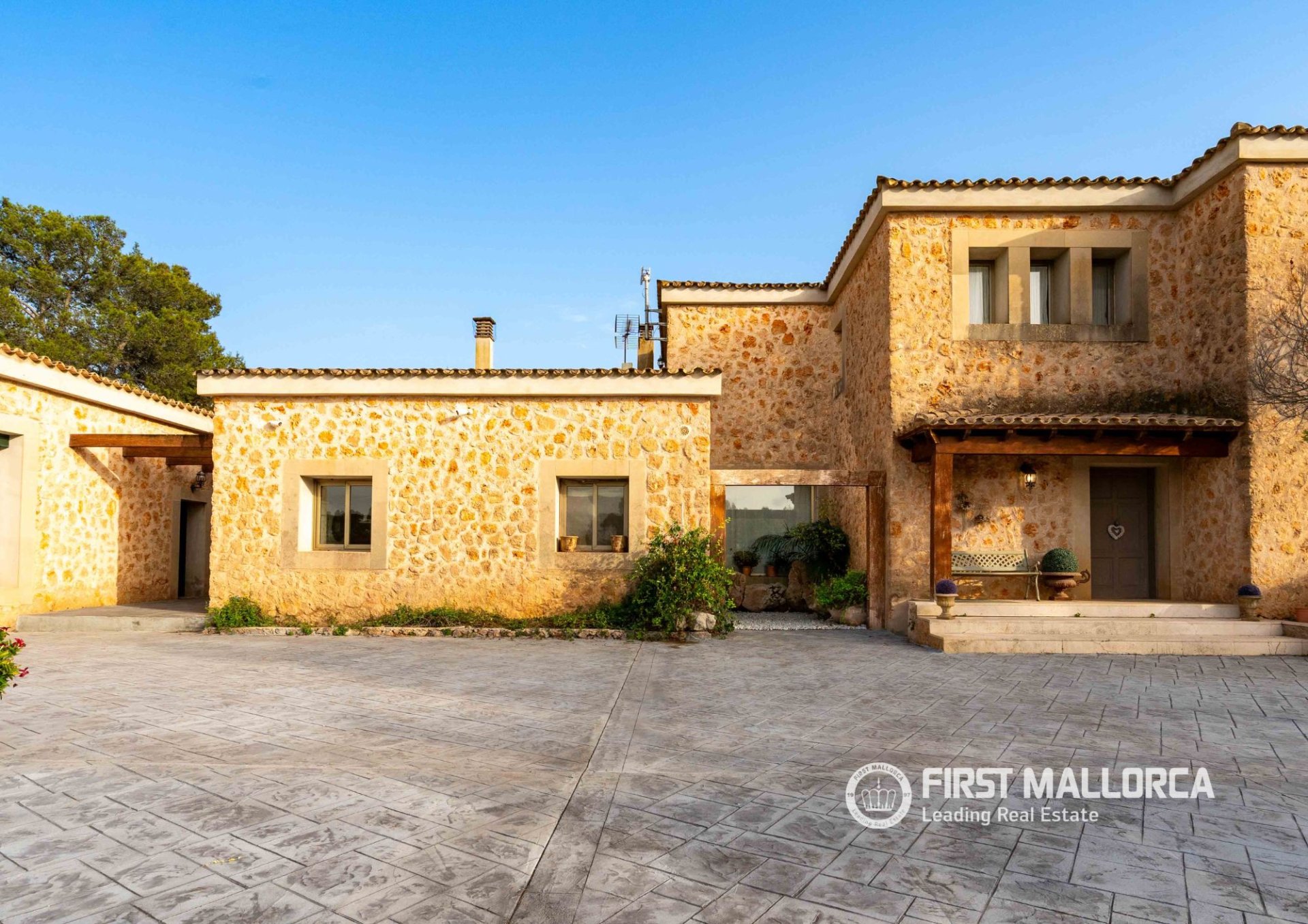 Finka w Algaida, Mallorca, Hiszpania 6 sypialni, 388 mkw. nr 186963