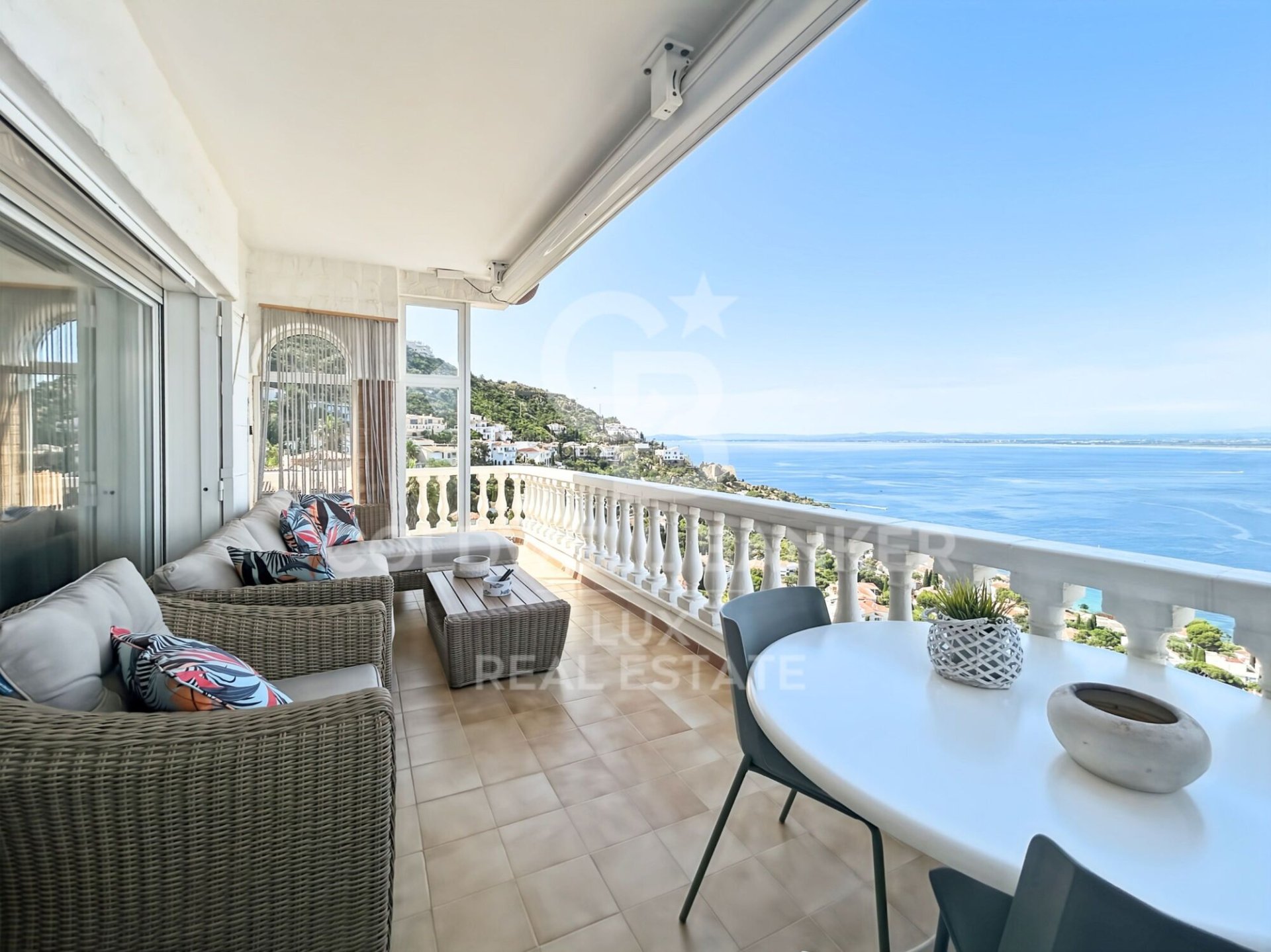 Penthouse in Roses, Girona, Spain 2 bedrooms, 80 sq.m. No. 178481