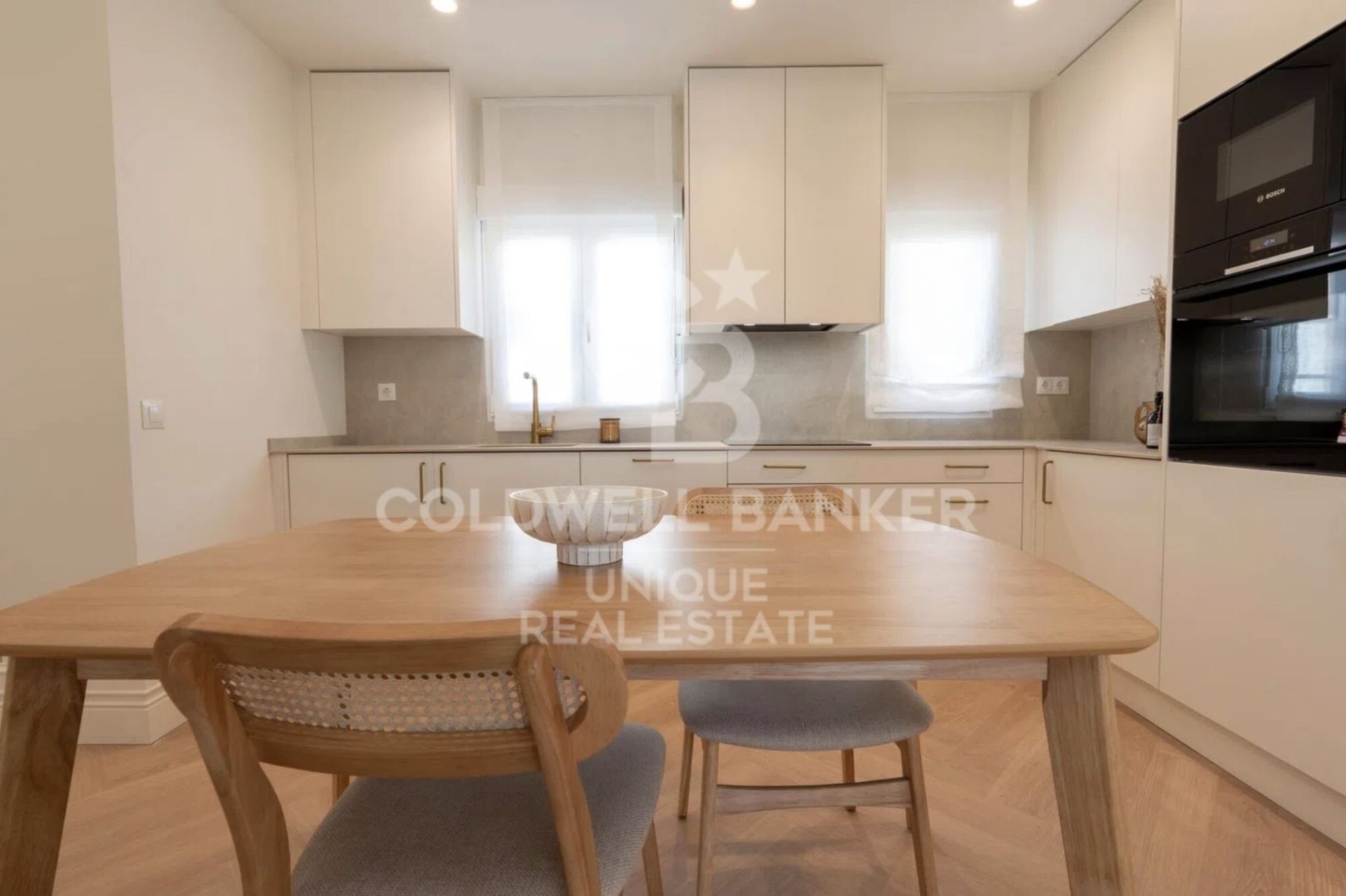 Apartment à Madrid, Espagne 2 chambres, 75 m2 No. 178786