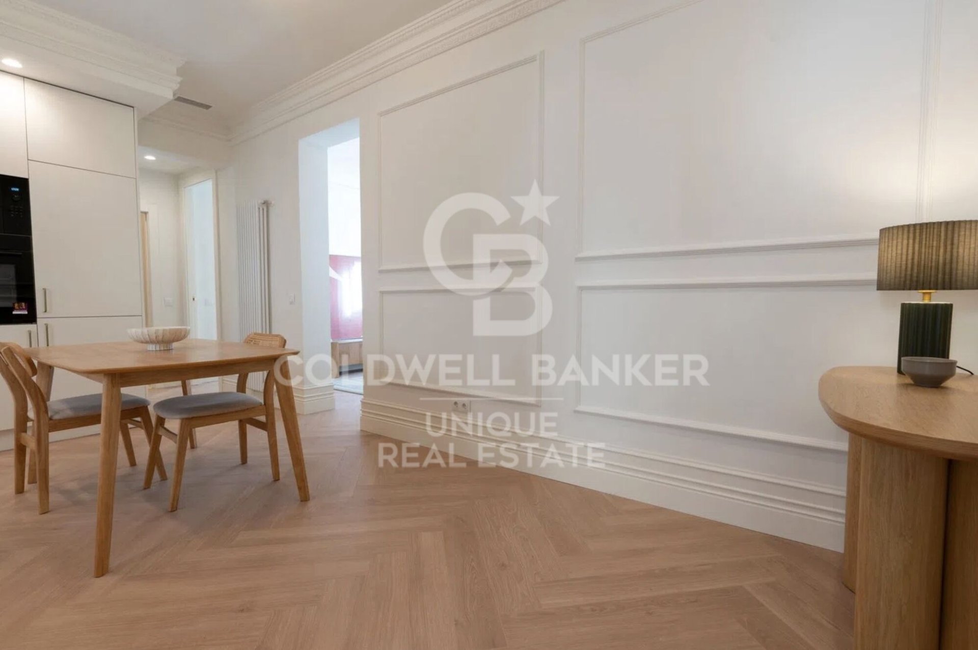 Apartment à Madrid, Espagne 2 chambres, 75 m2 No. 178786