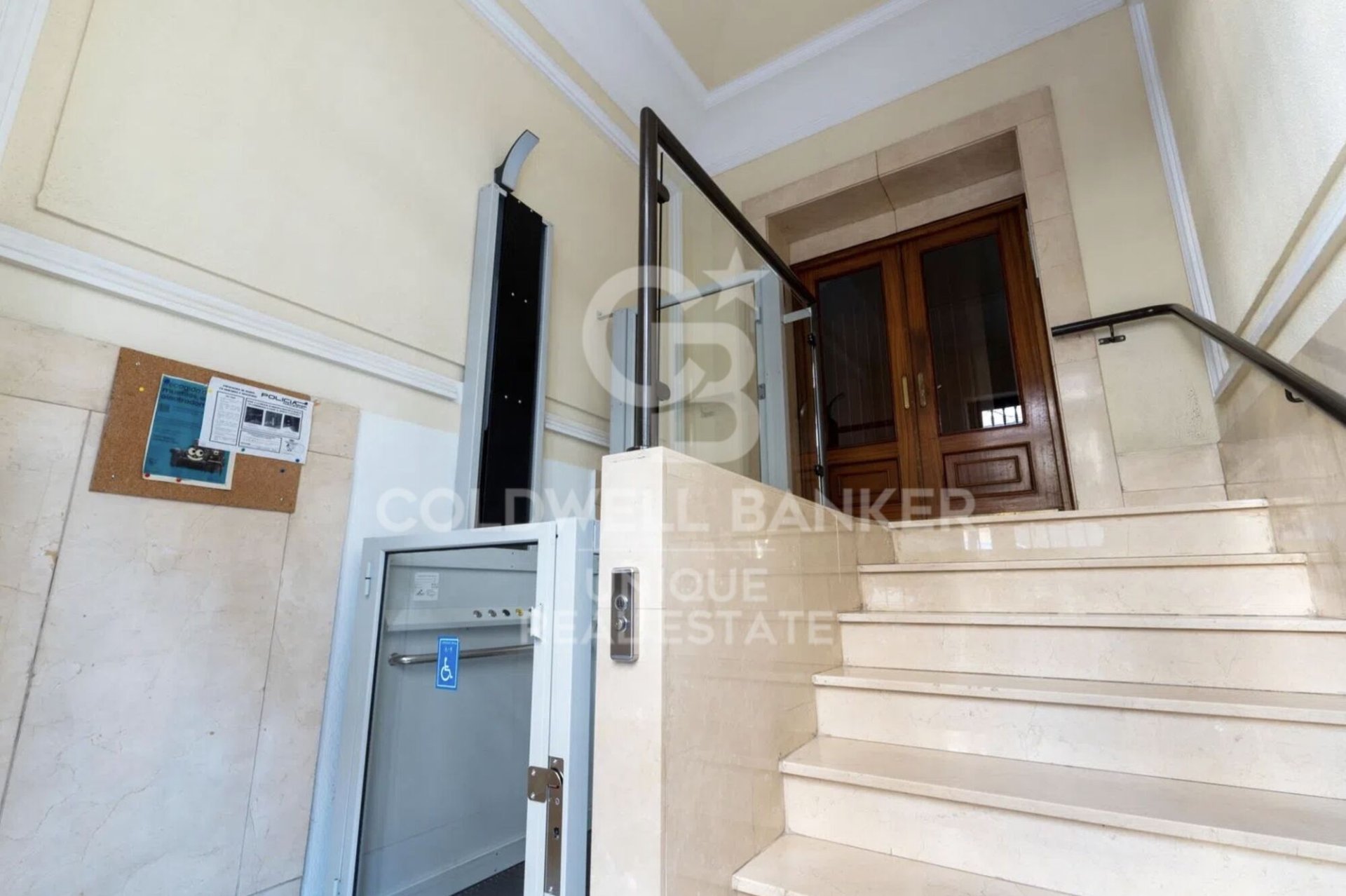Apartment à Madrid, Espagne 2 chambres, 75 m2 No. 178786