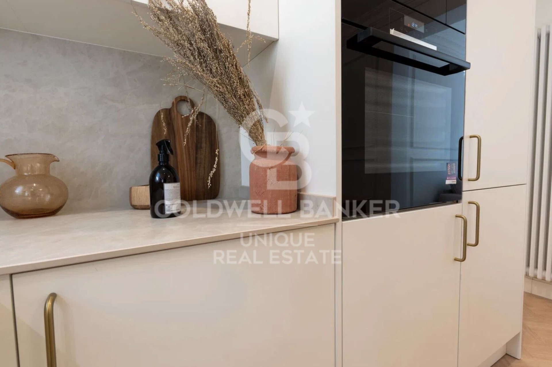 Apartment à Madrid, Espagne 2 chambres, 75 m2 No. 178786