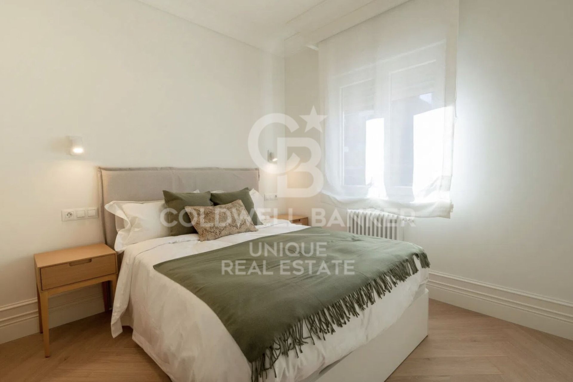 Apartment à Madrid, Espagne 2 chambres, 75 m2 No. 178786