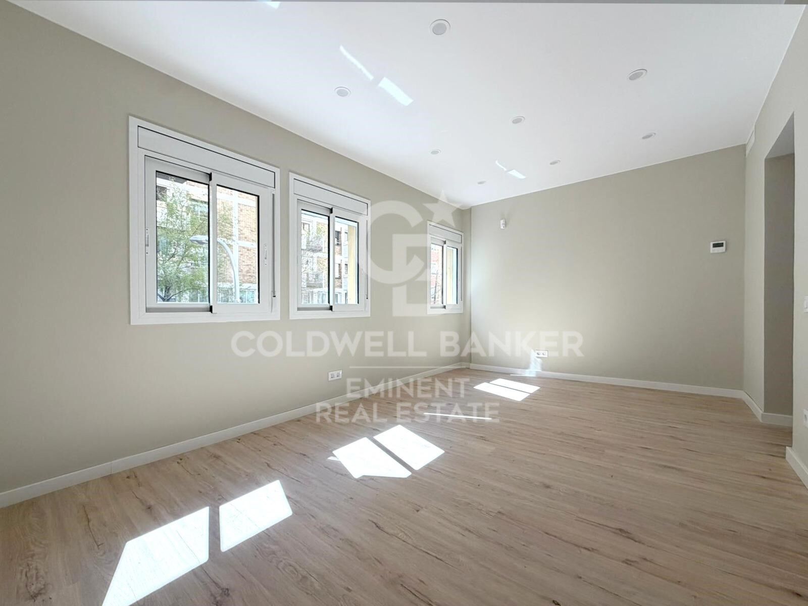 Wohnung in Barcelona, Spanien 2 Schlafzimmer, 64 m2 Nr. 178783