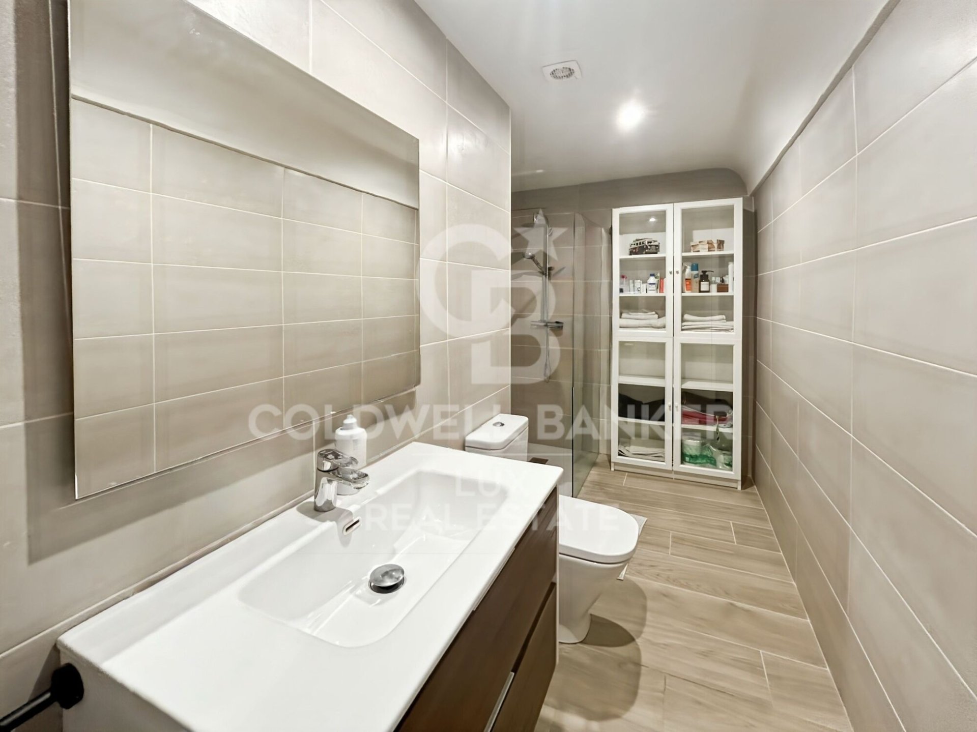 Duplex a Girona, Spagna 3 camere da letto,  N° 178621
