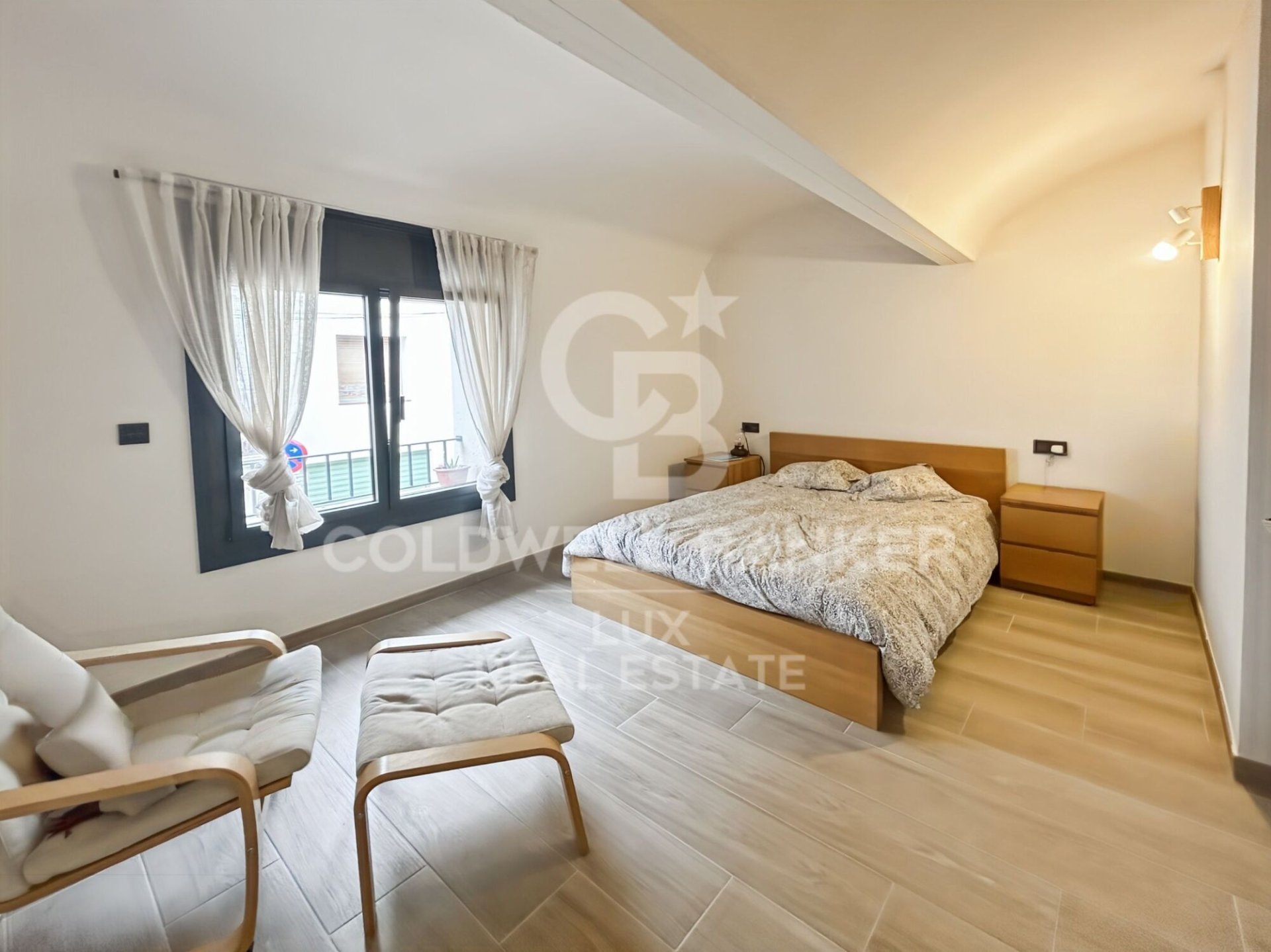 Duplex a Girona, Spagna 3 camere da letto,  N° 178621